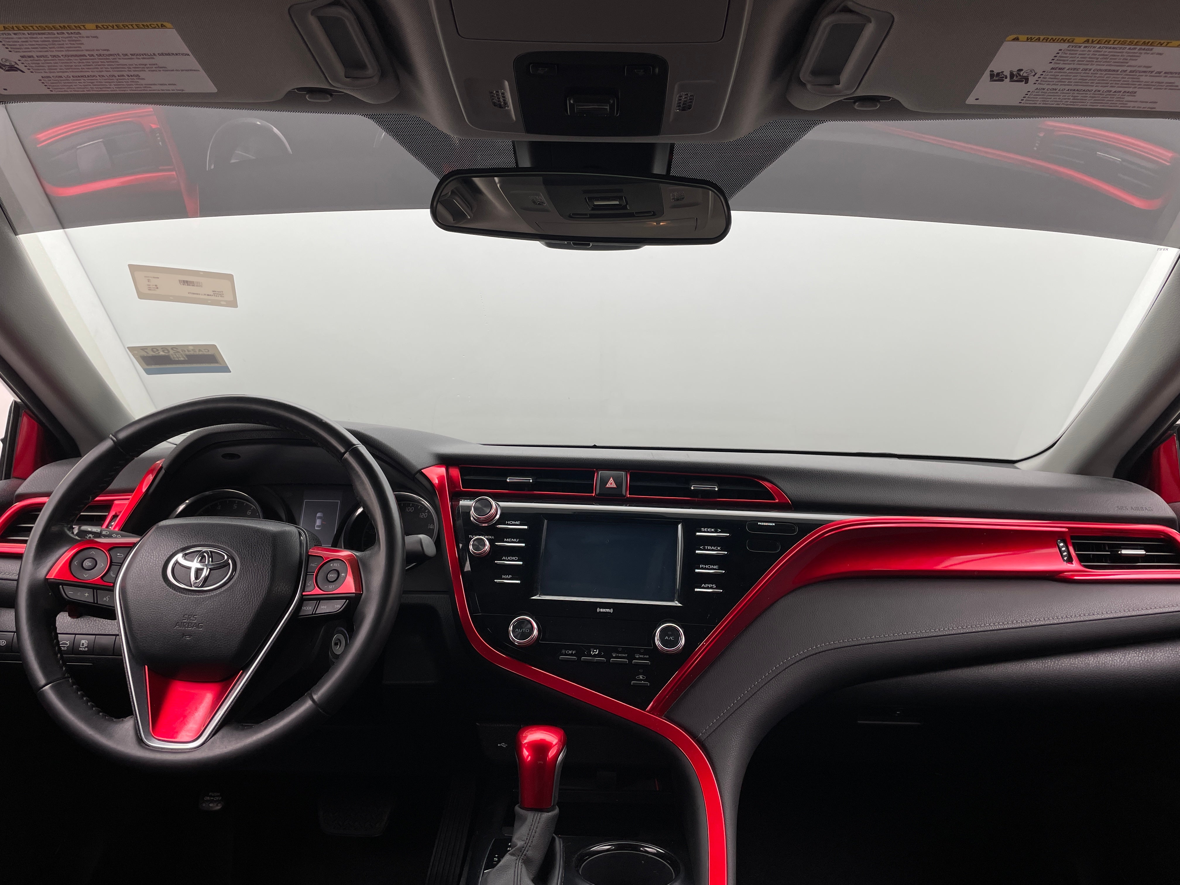 2020 Toyota Camry SE 2