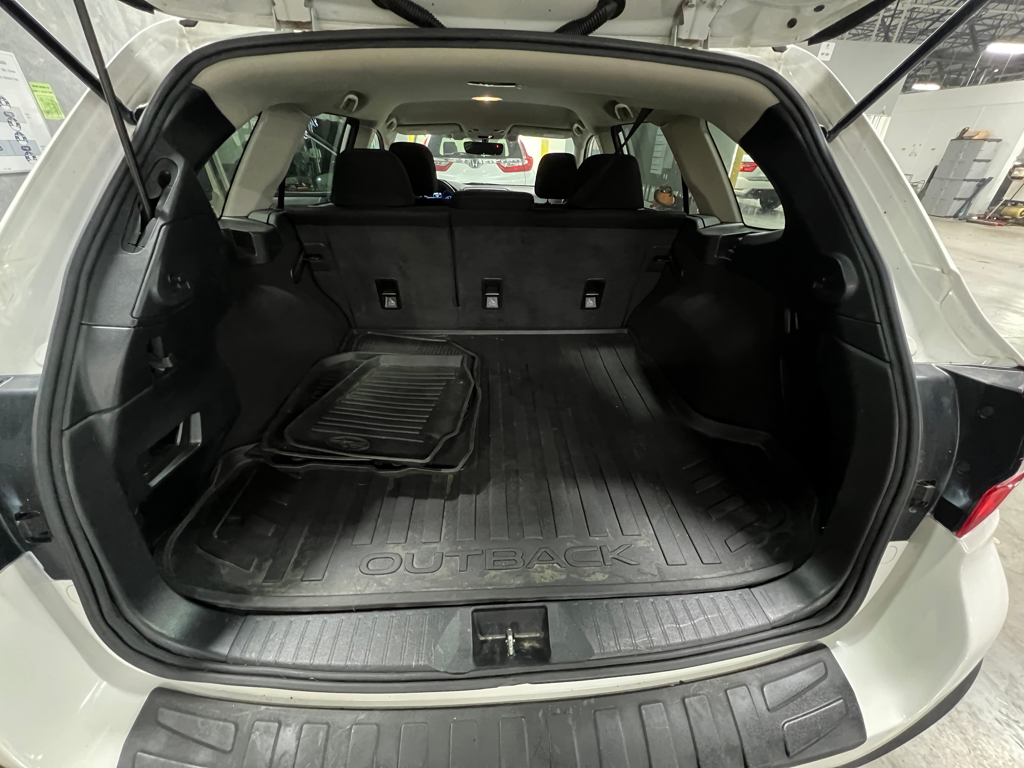 2018 Subaru Outback Premium 7