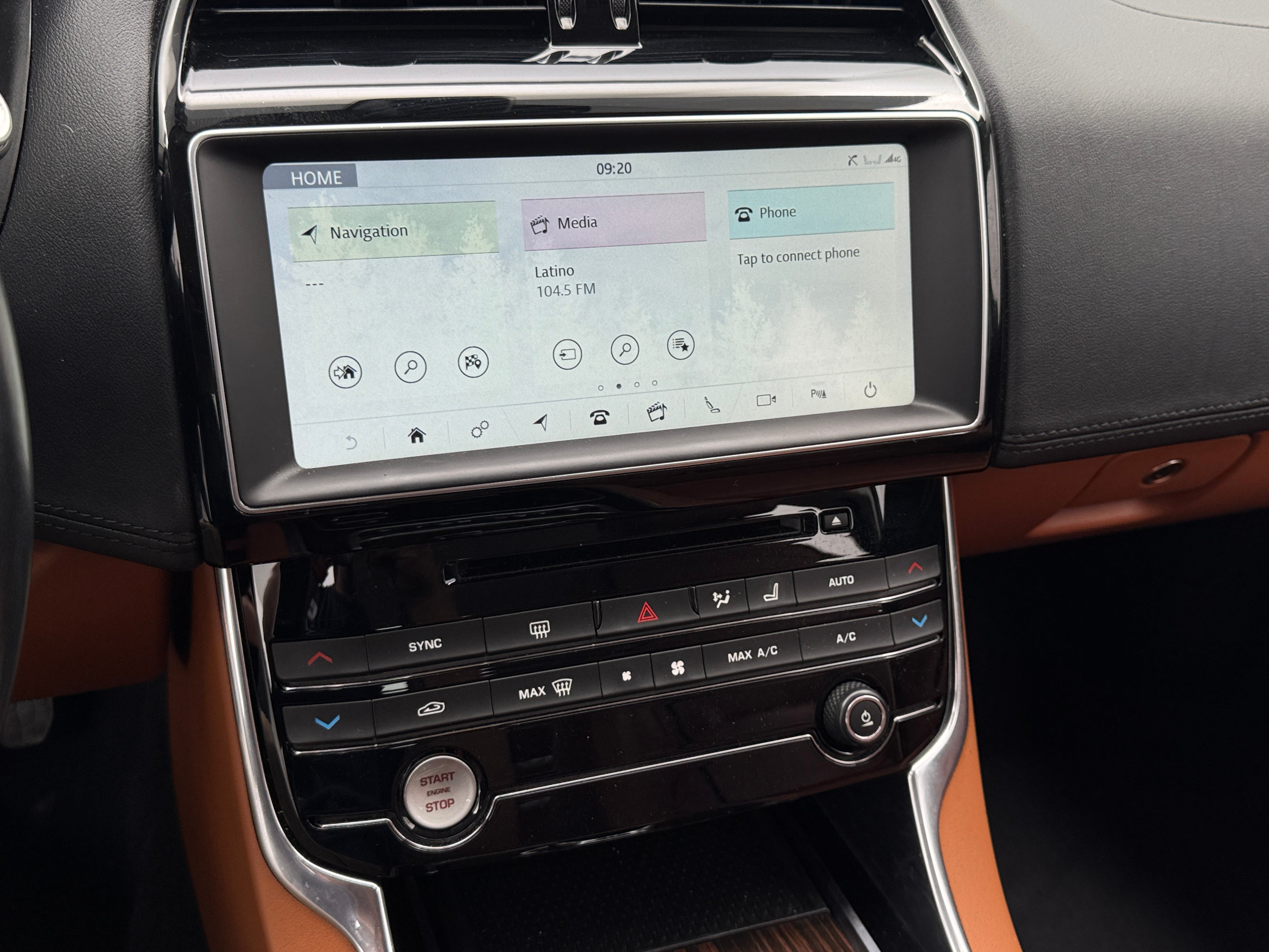2018 Jaguar XE Portfolio 3
