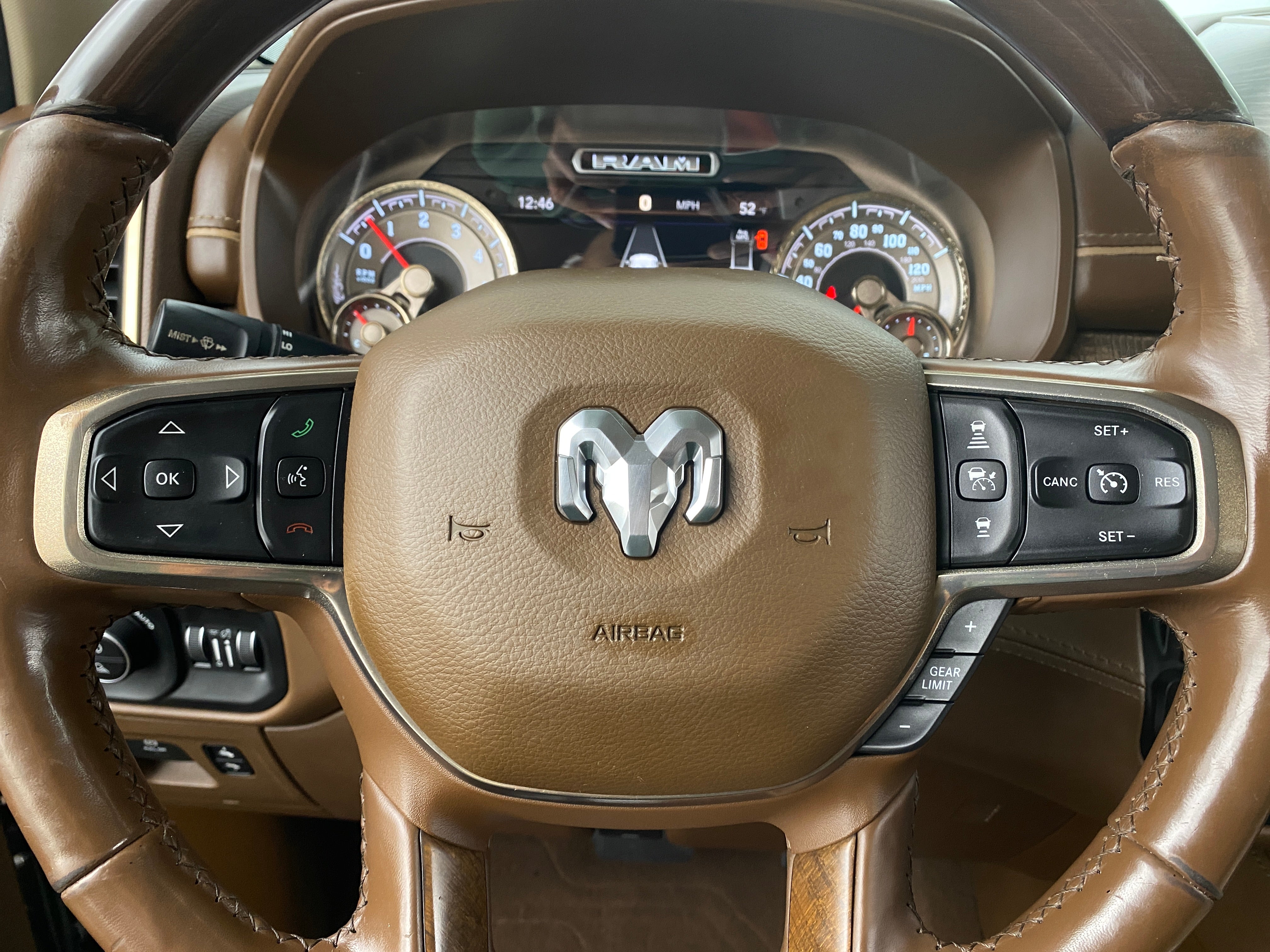 2019 RAM 1500 laramie Longhorn 4