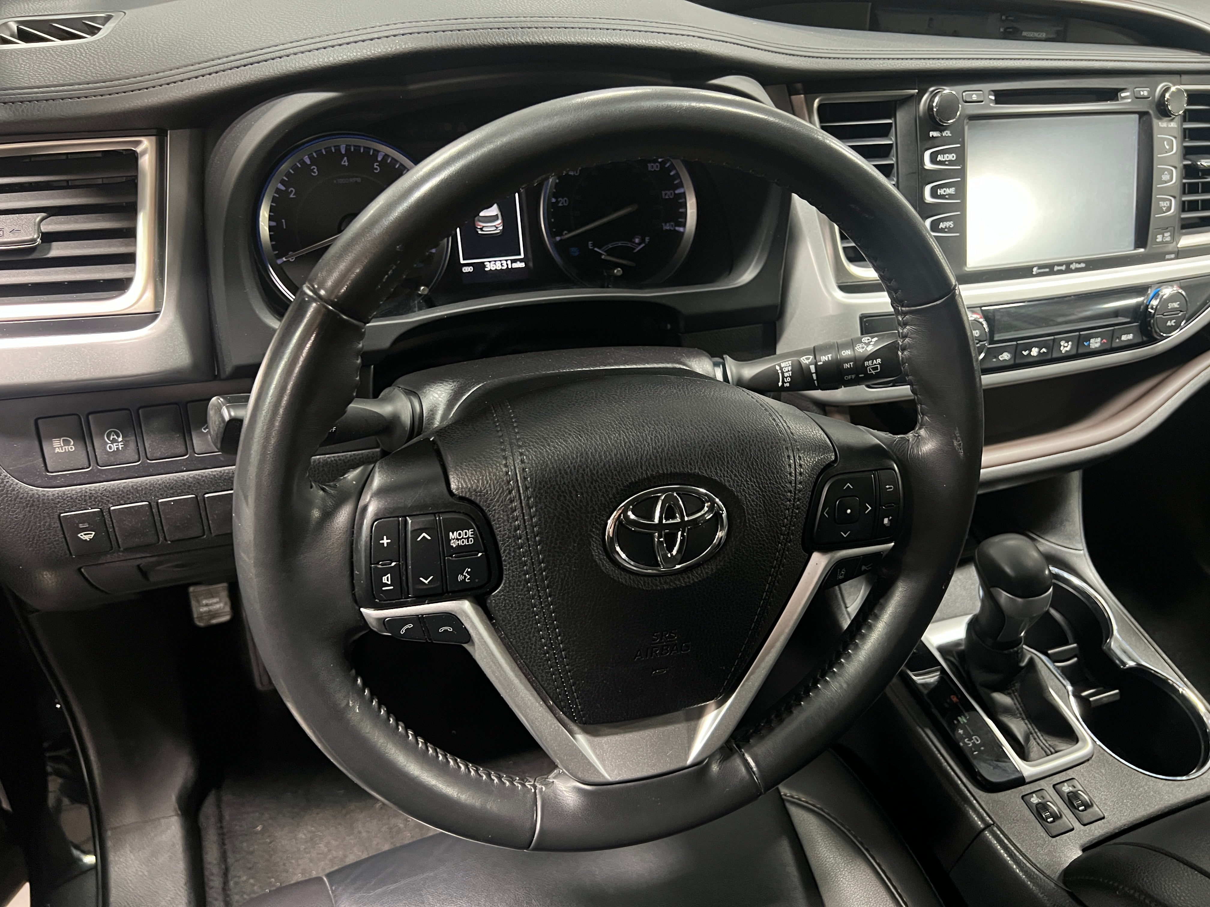 2019 Toyota Highlander XLE 4