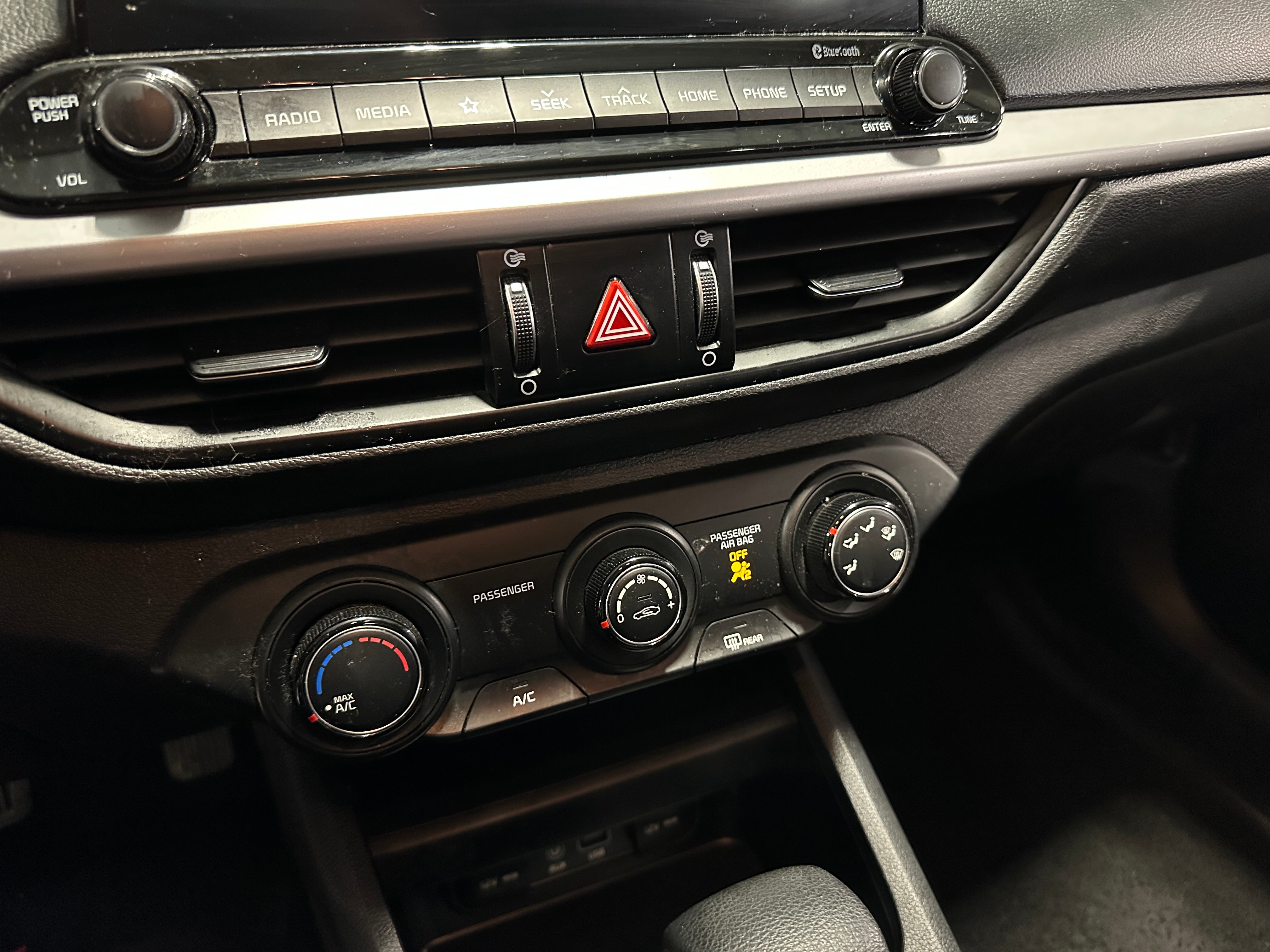 2020 Kia Forte LXS 4