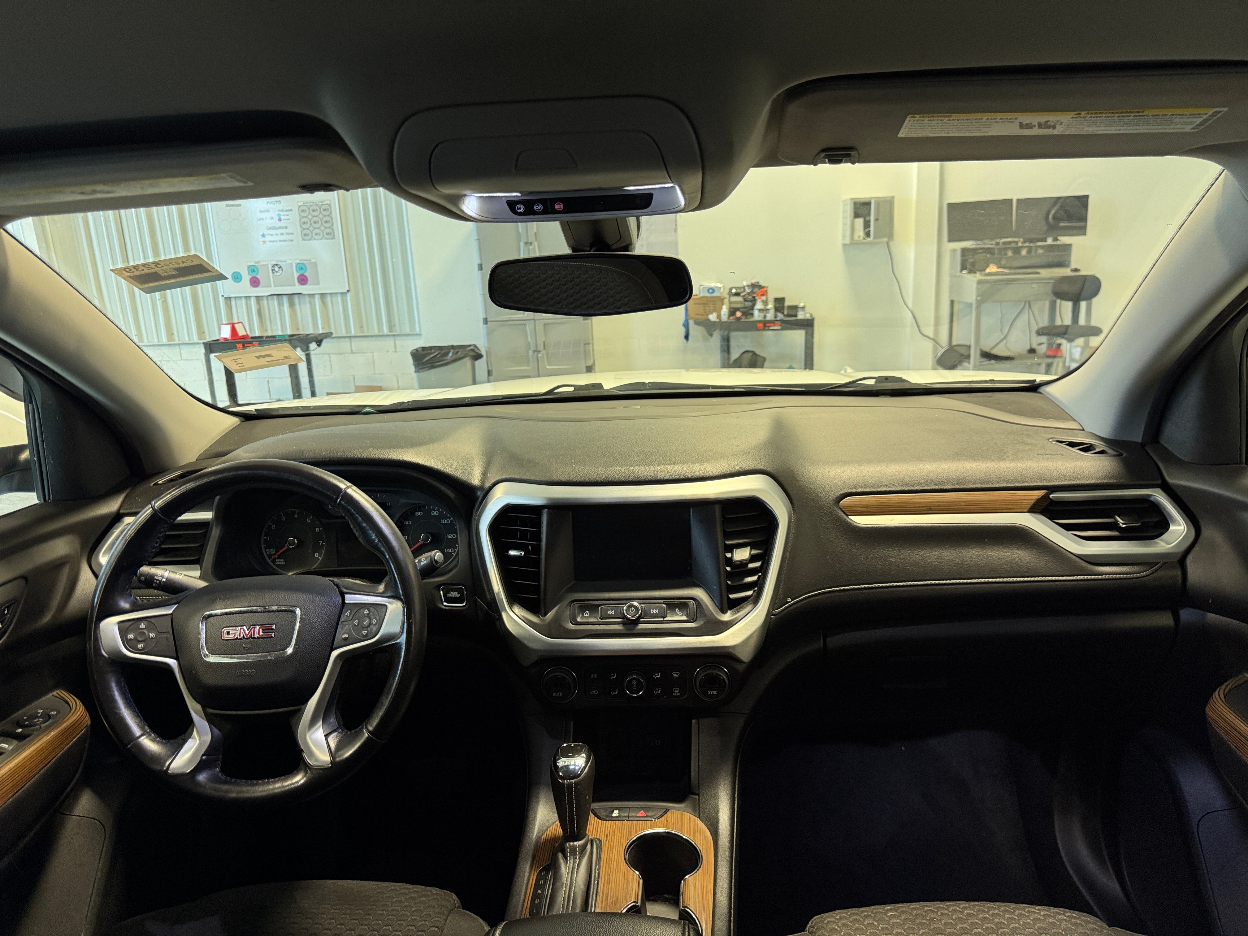2019 GMC Acadia SLE 3