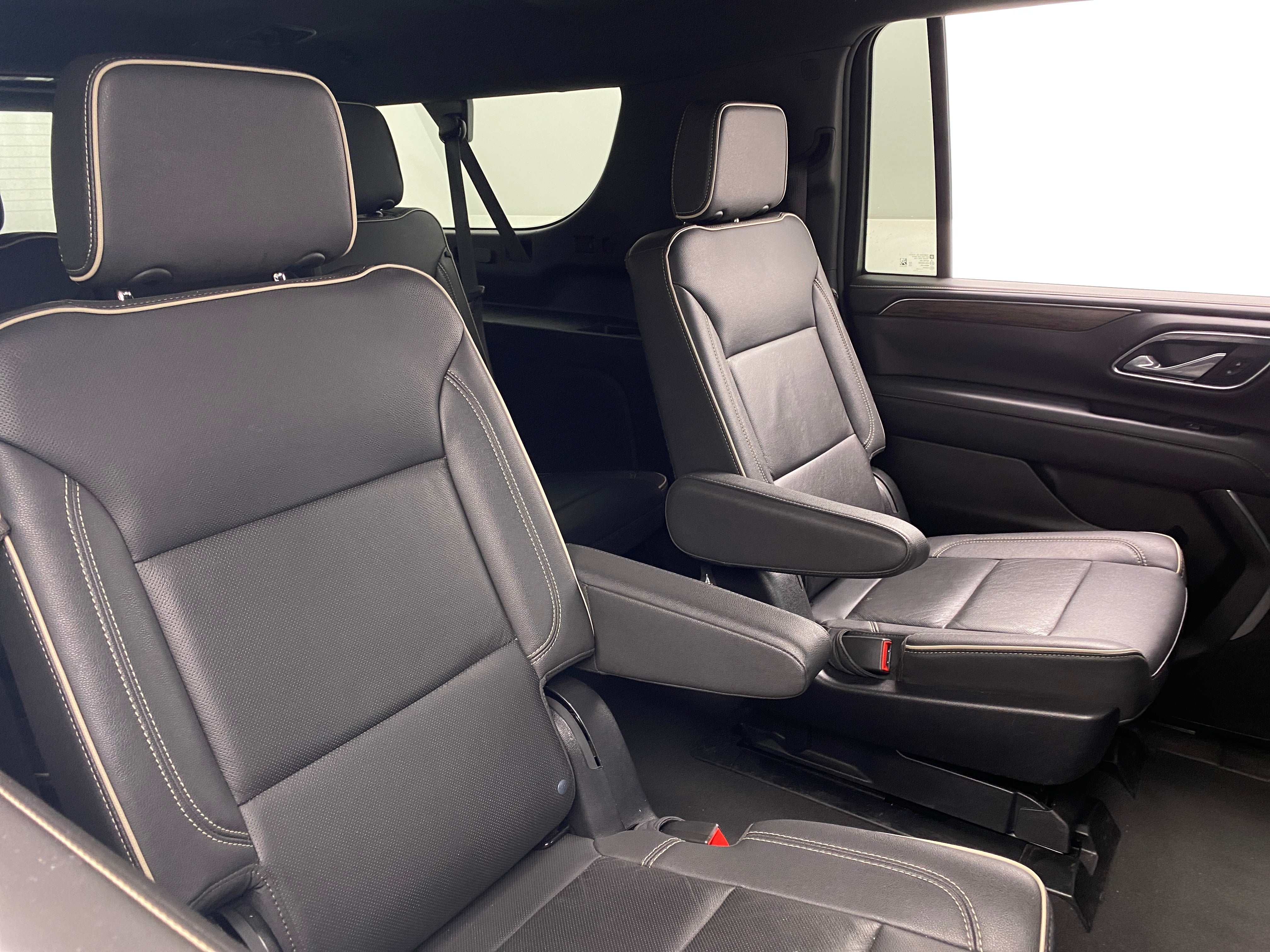 2023 Chevrolet Suburban Premier 5