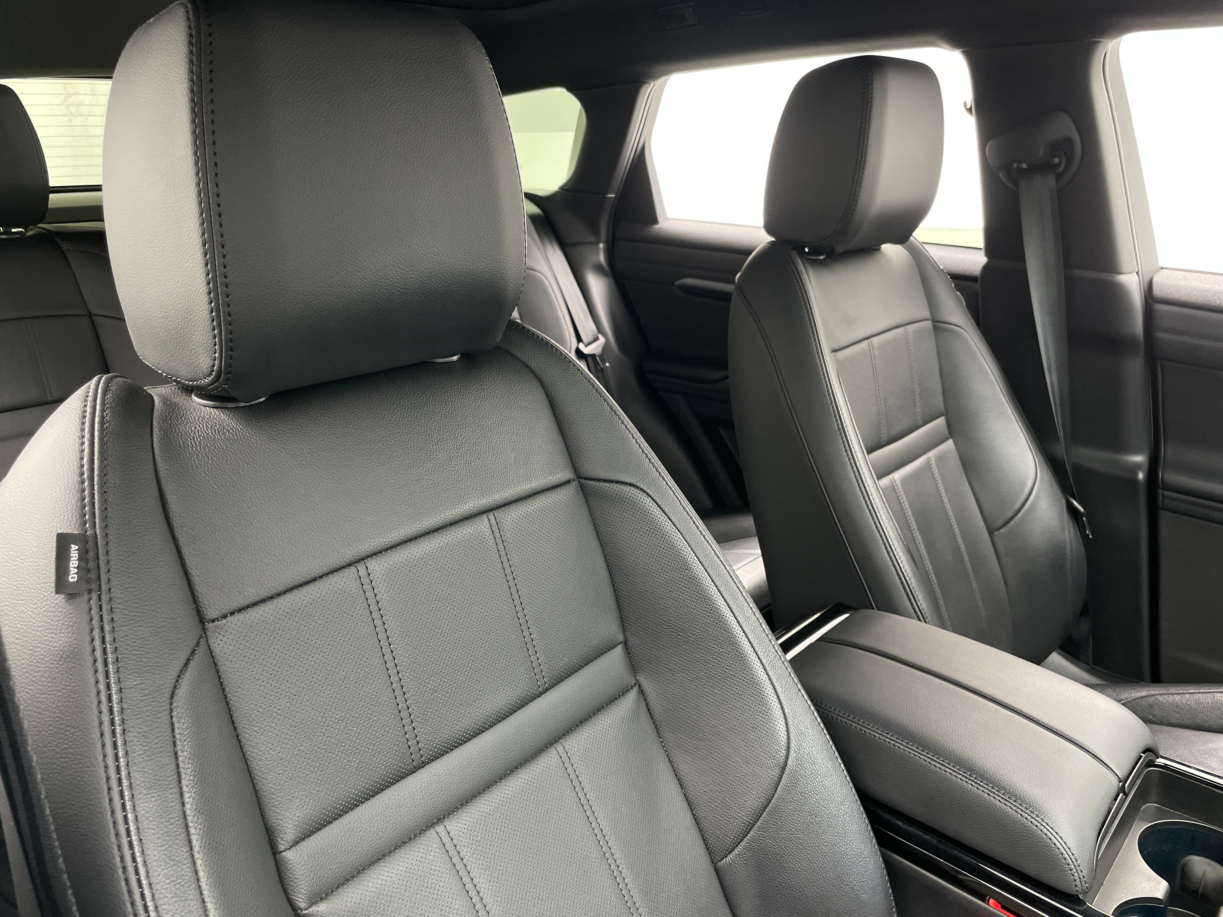 2022 Land Rover Range Rover Evoque R-Dynamic SE 2