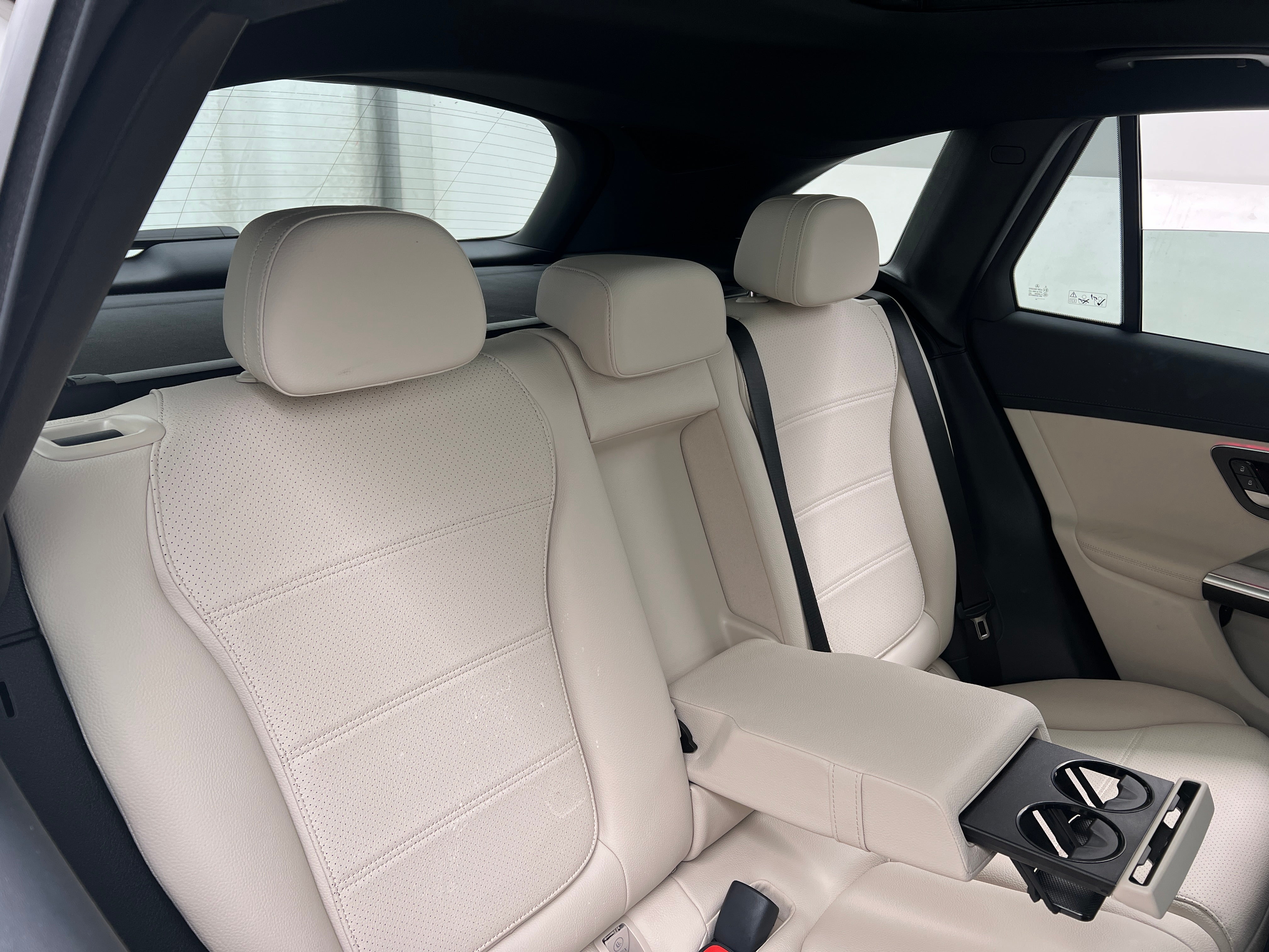 2024 Mercedes-Benz GLC 300 5