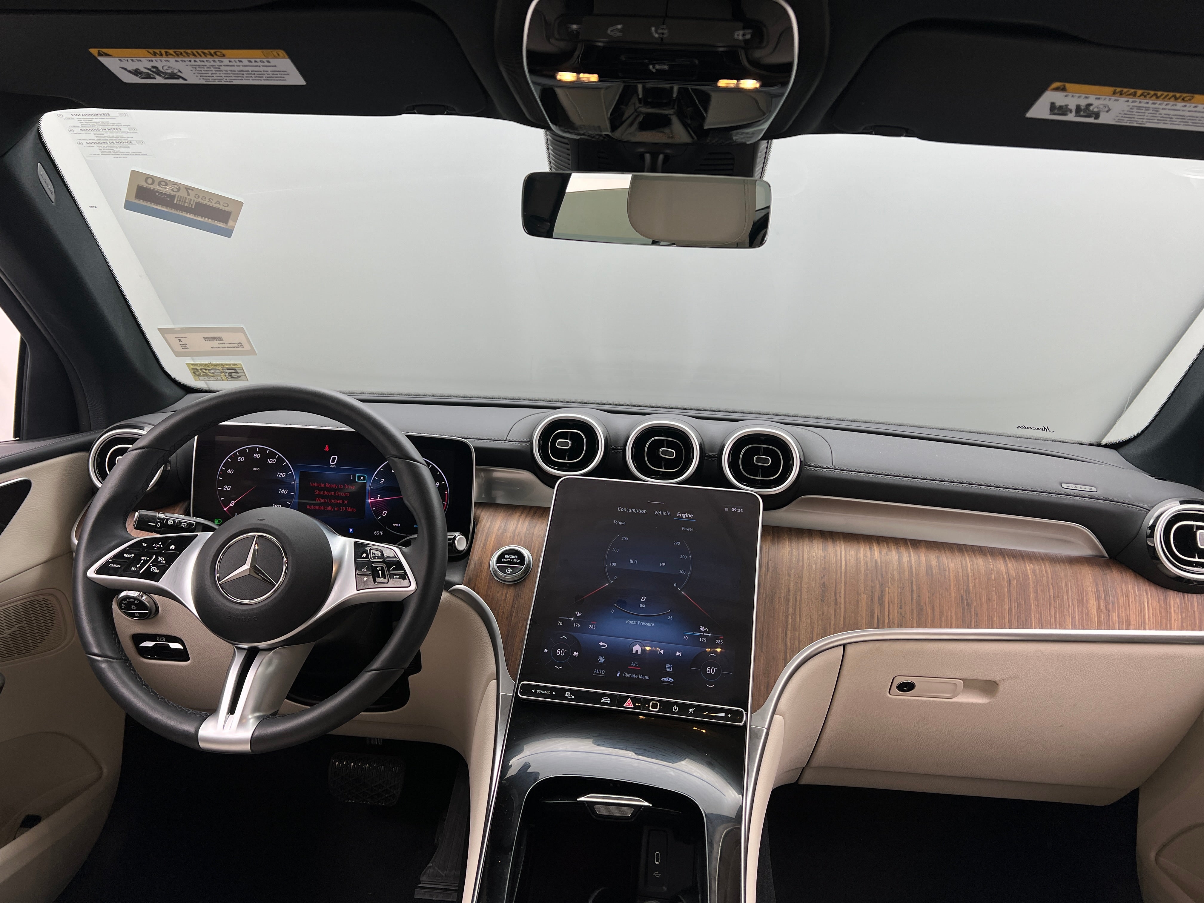 2024 Mercedes-Benz GLC 300 2