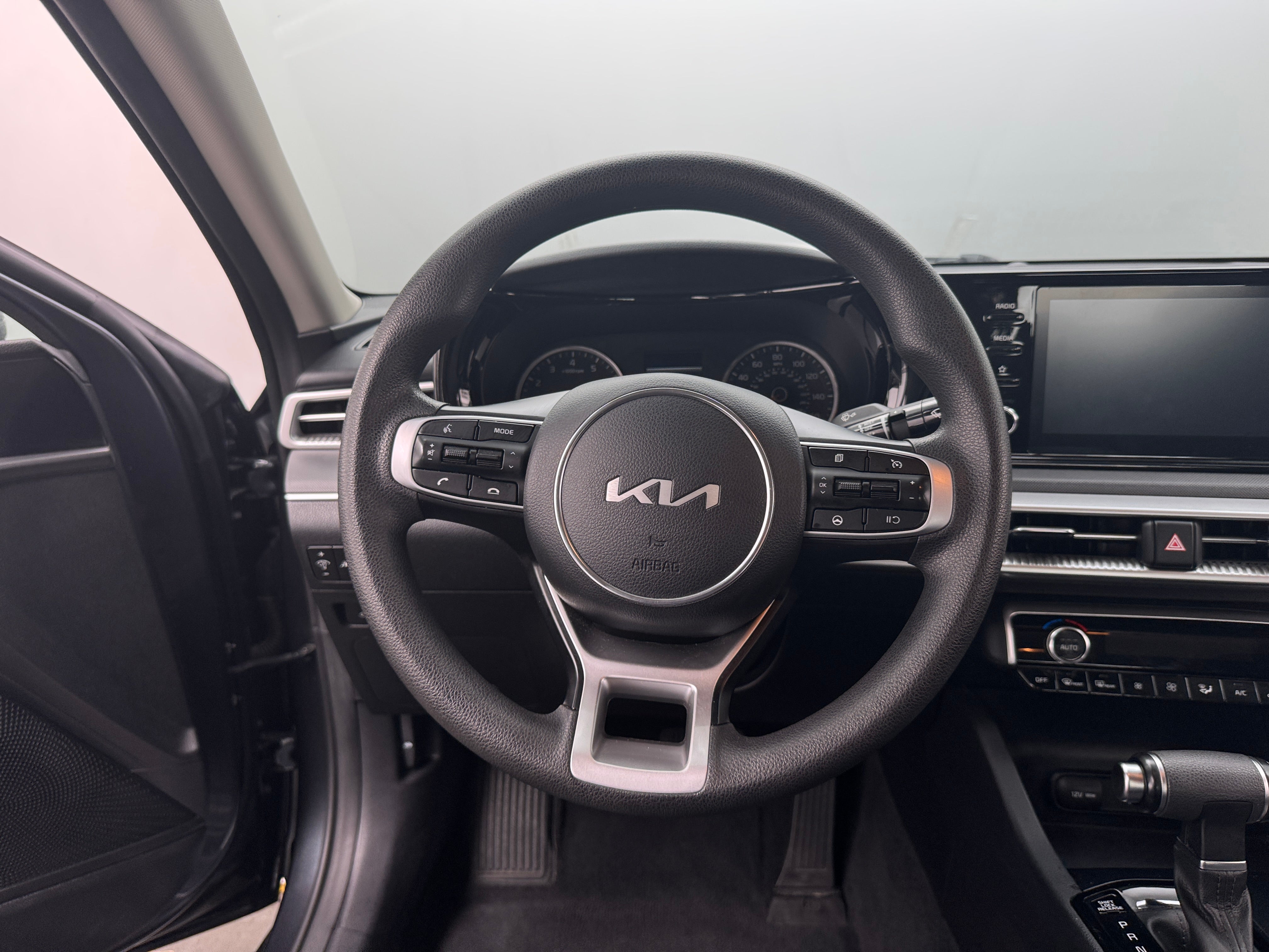 2023 Kia K5 LXS 5