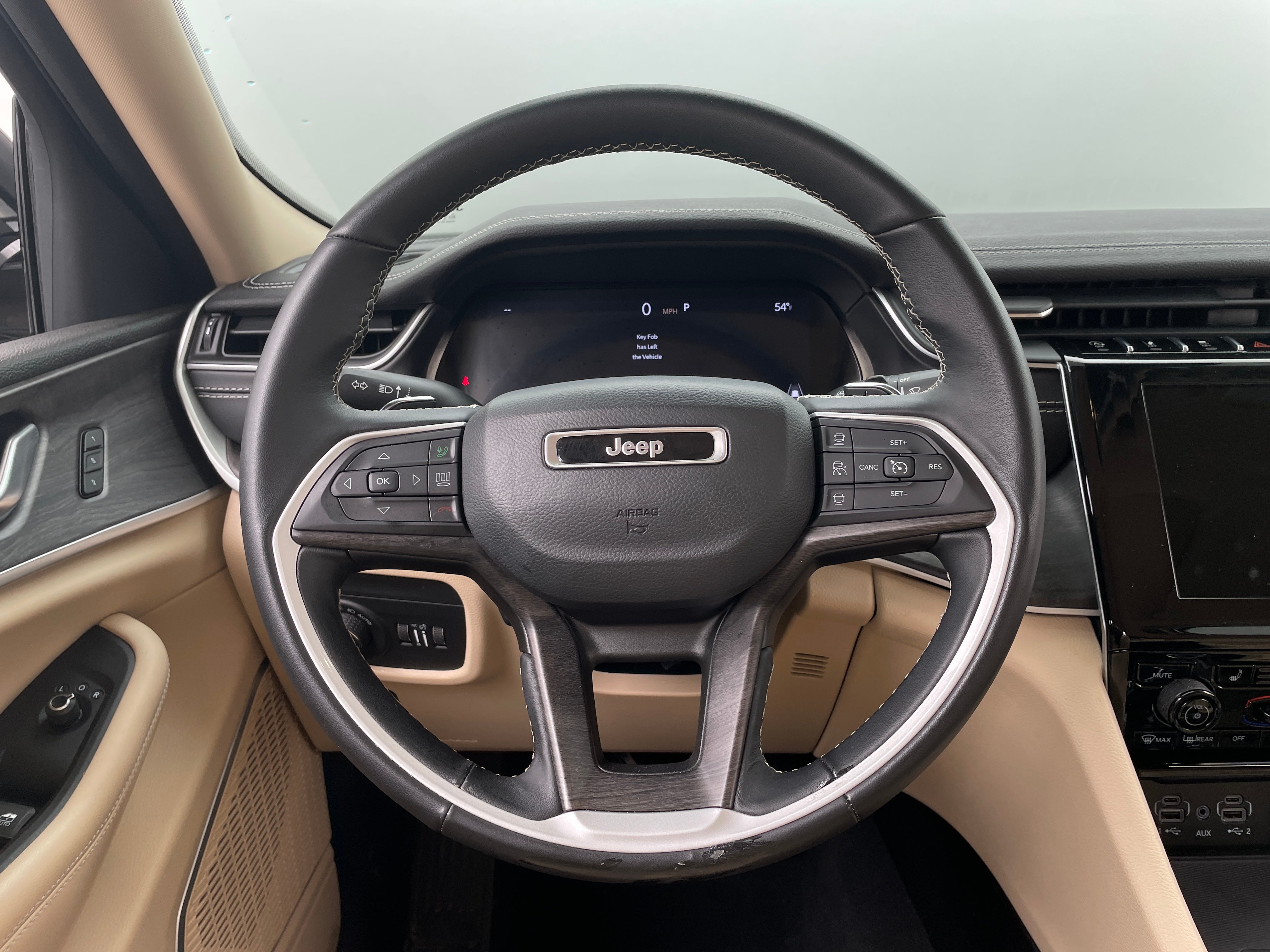 2022 Jeep Grand Cherokee L Limited Edition 4