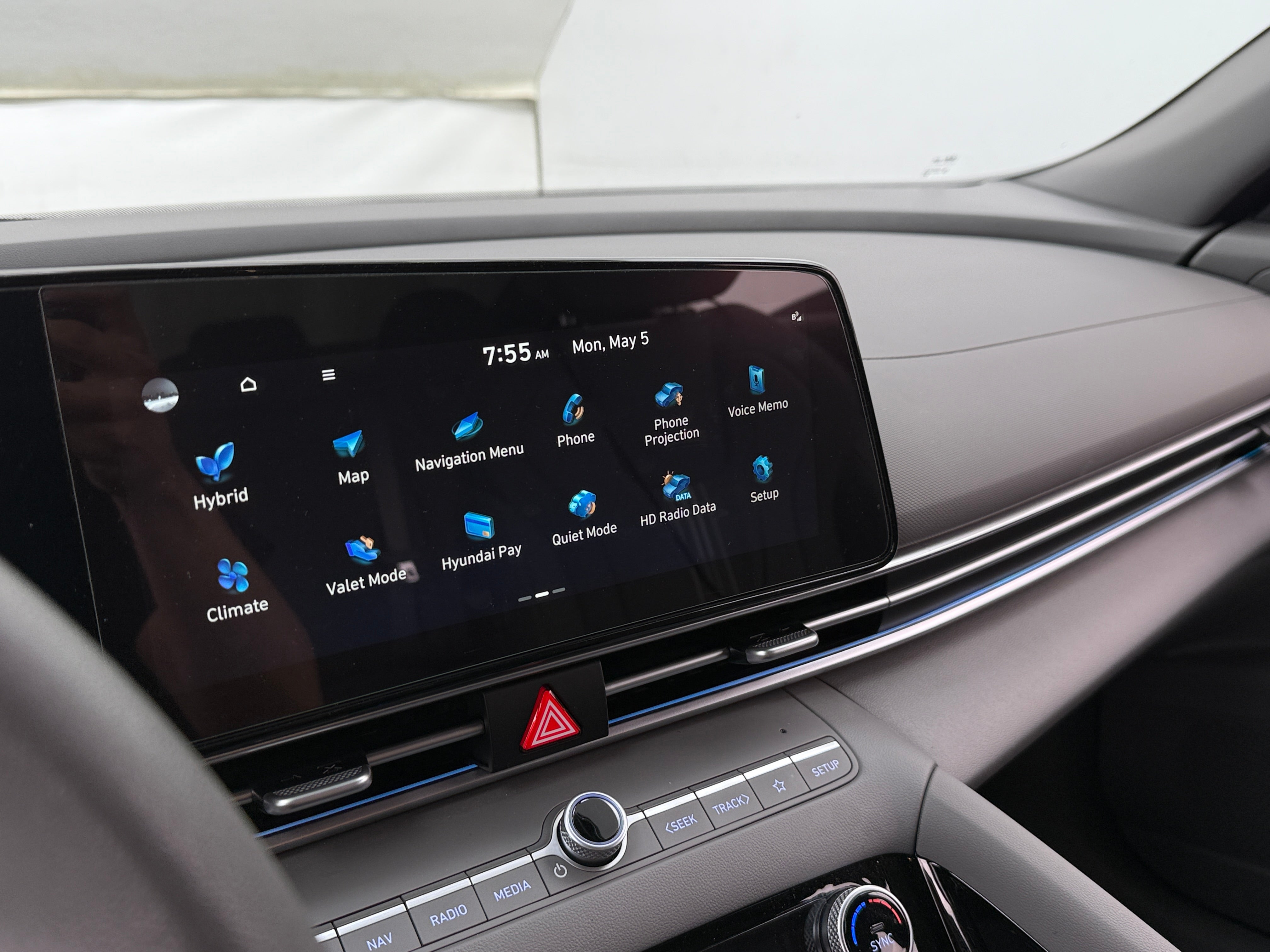 2024 Hyundai Elantra Blue 4