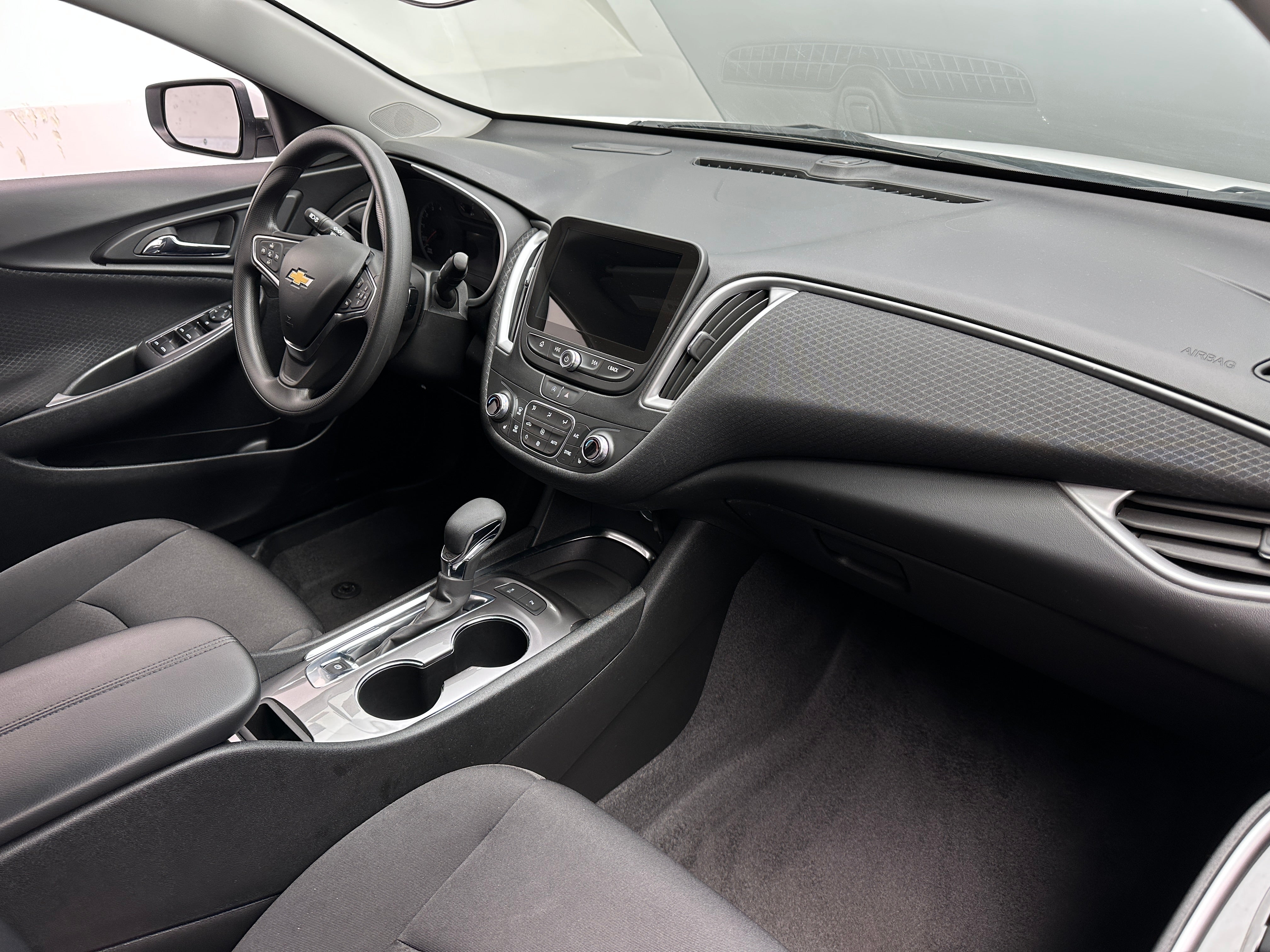 2024 Chevrolet Malibu LT 3