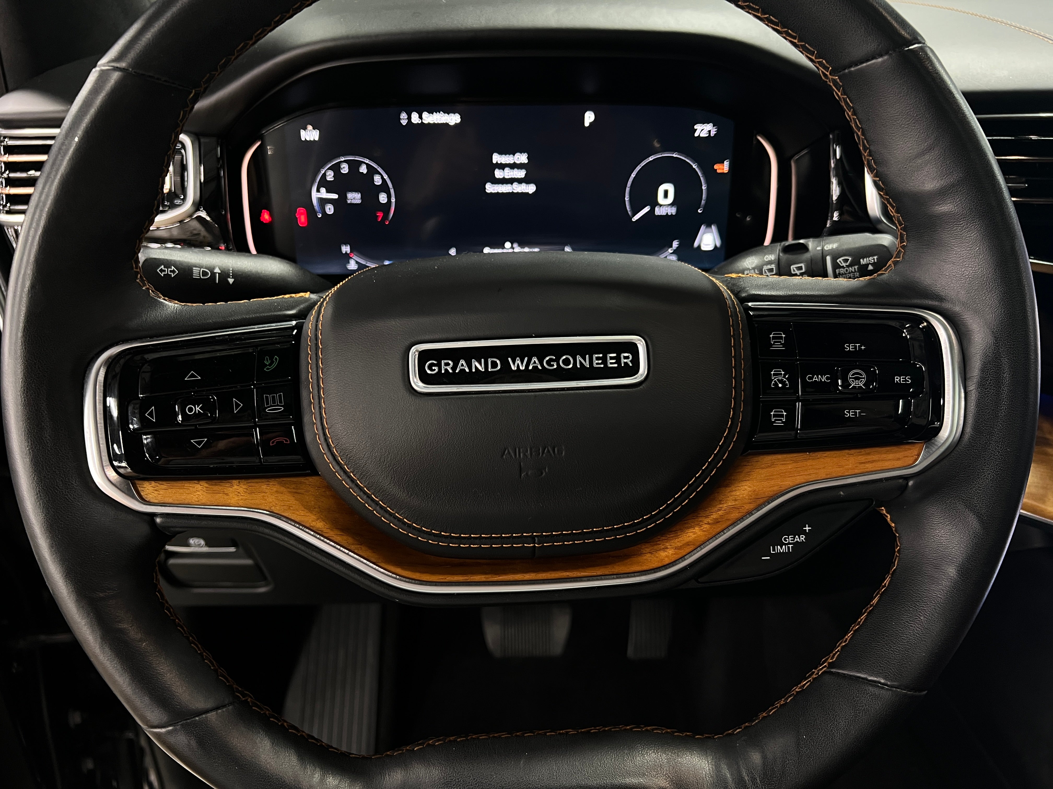2022 Jeep Grand Wagoneer Series III 5