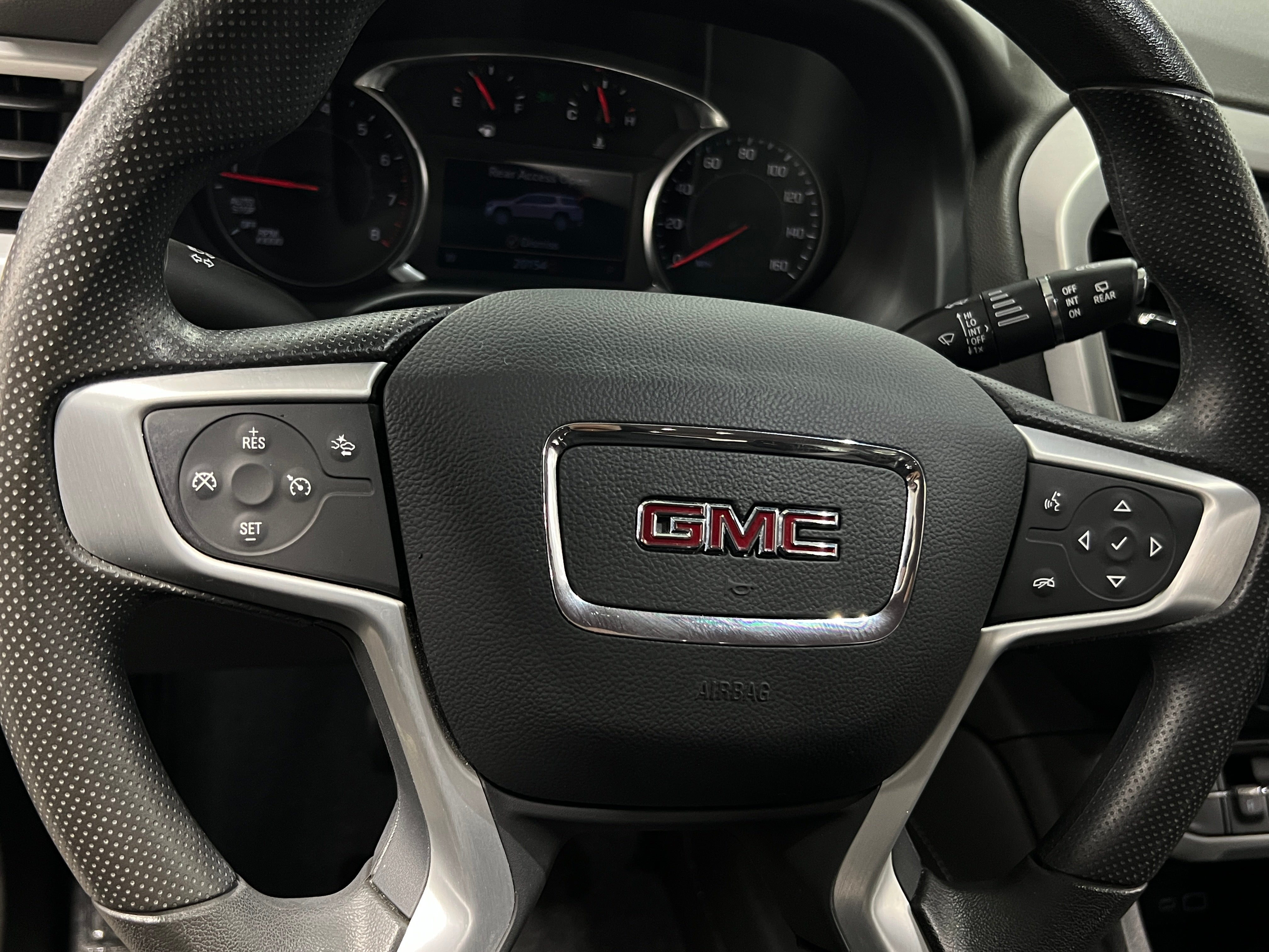 2023 GMC Acadia SLE 5
