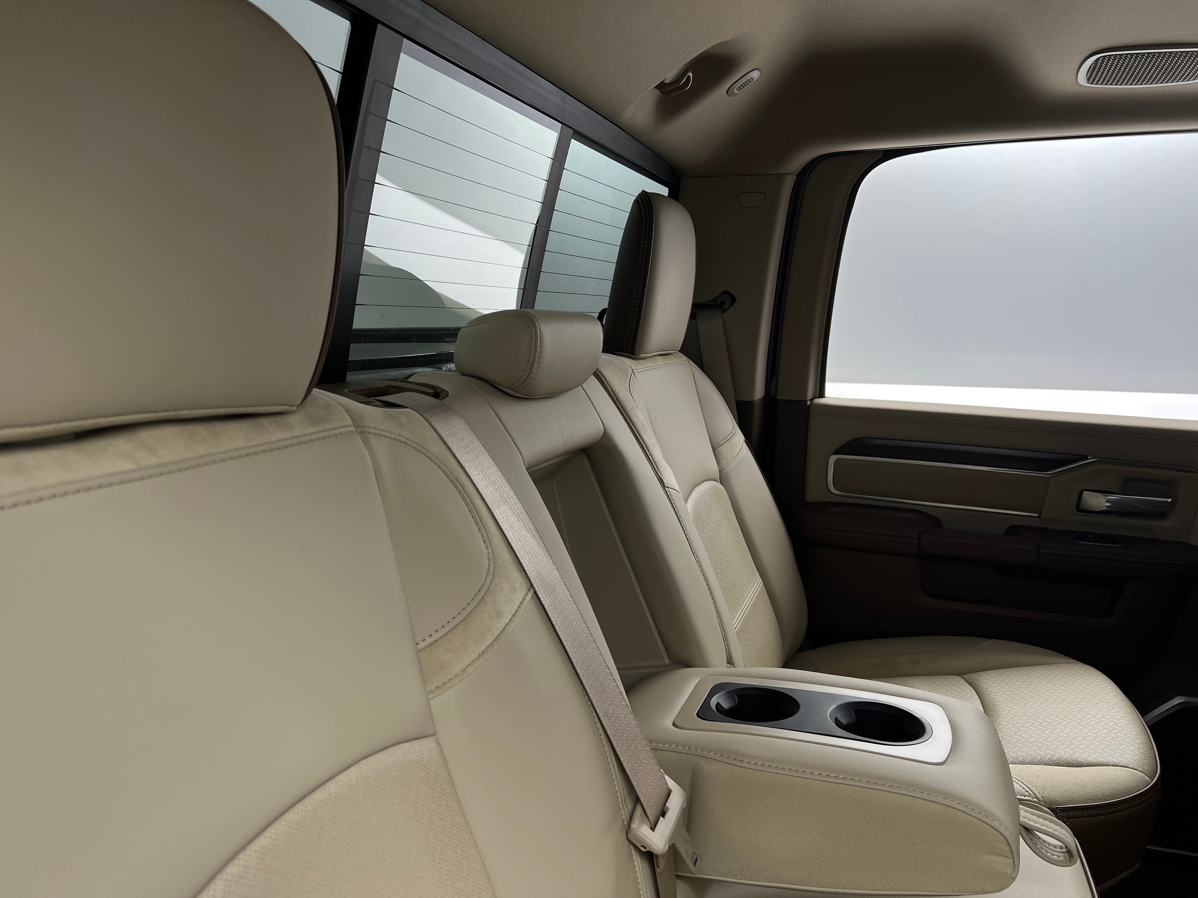 2022 RAM 3500 Laramie 5