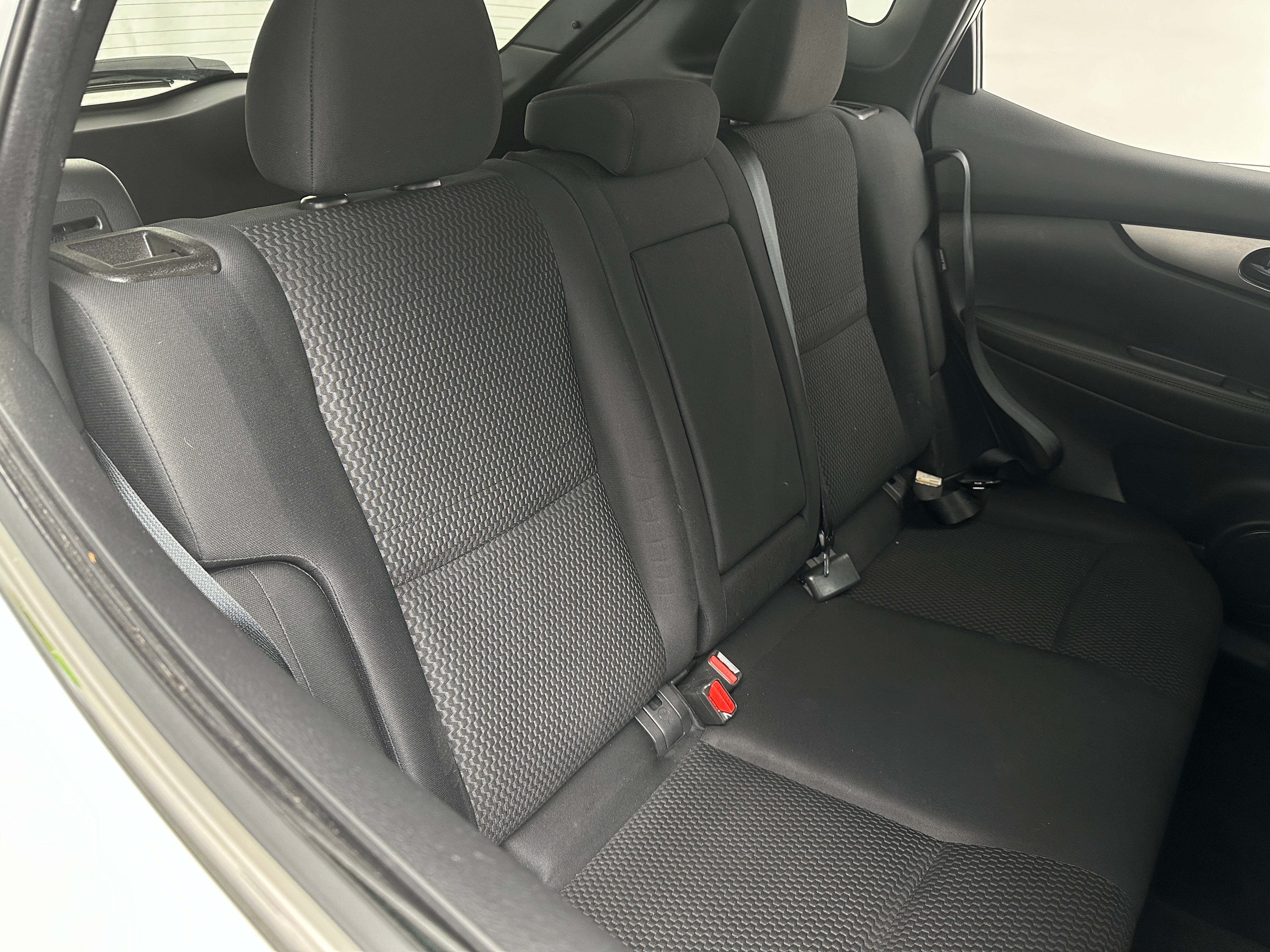 2021 Nissan Rogue Sport S 6