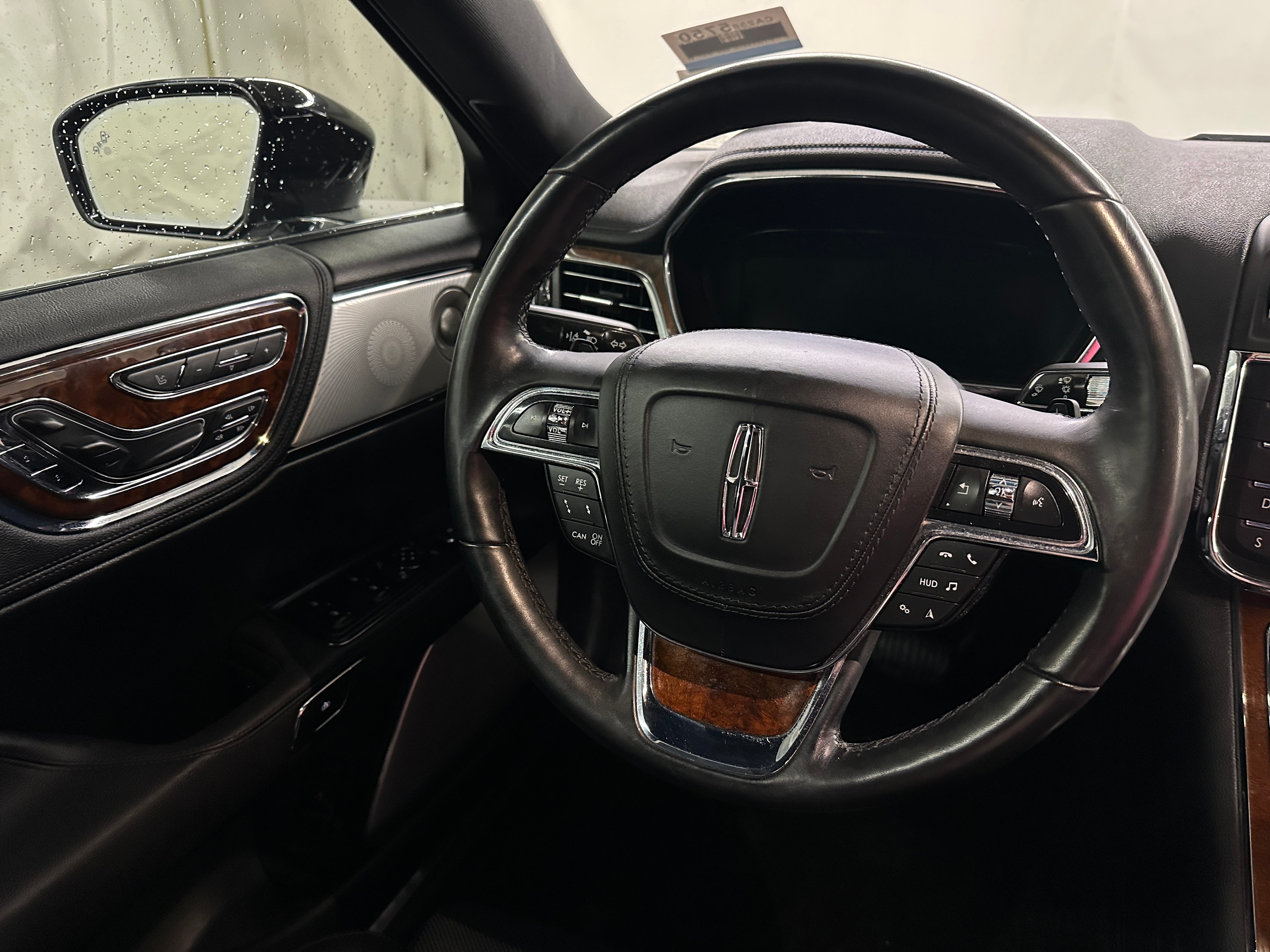 2020 Lincoln Continental Reserve 4