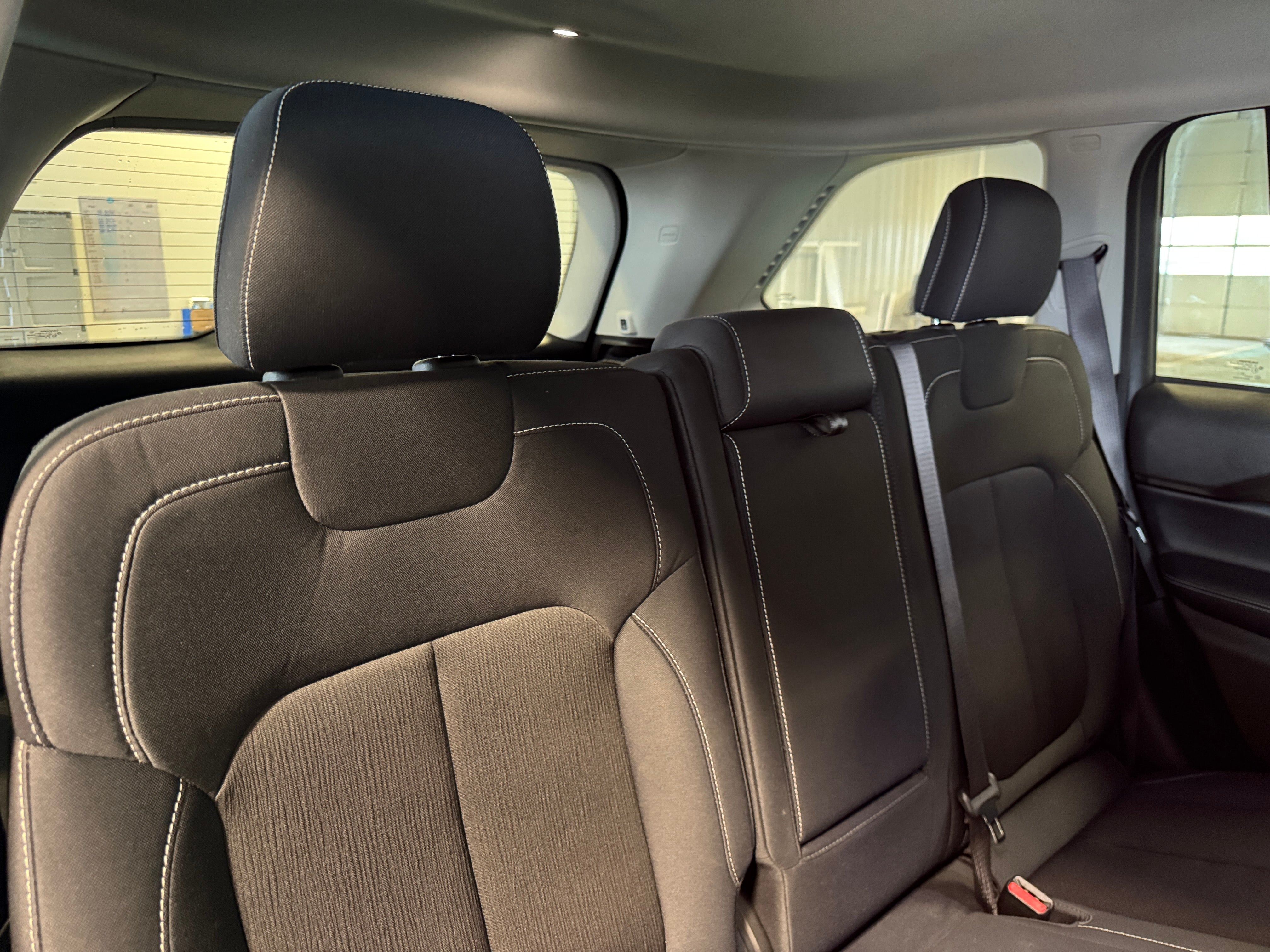 2023 Jeep Grand Cherokee Laredo 6
