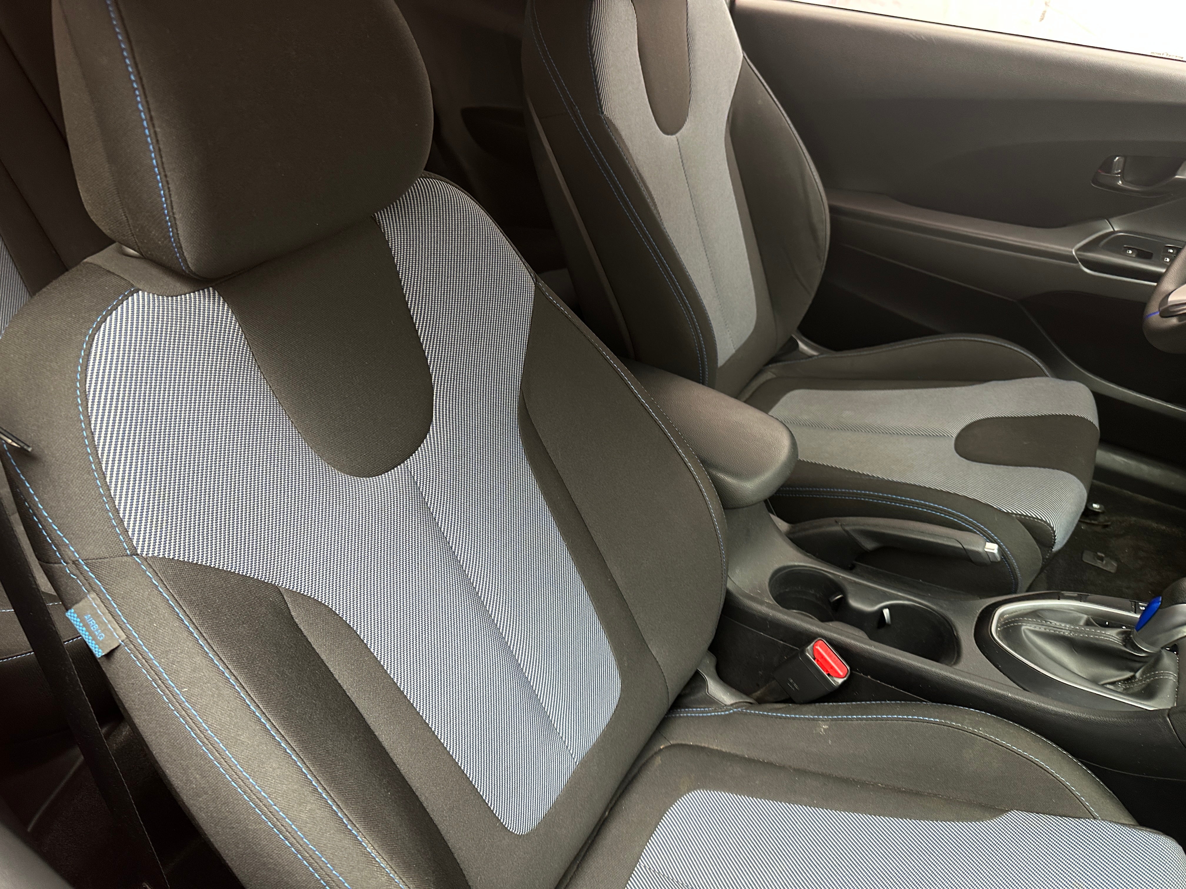 2020 Hyundai Veloster 2.0 2