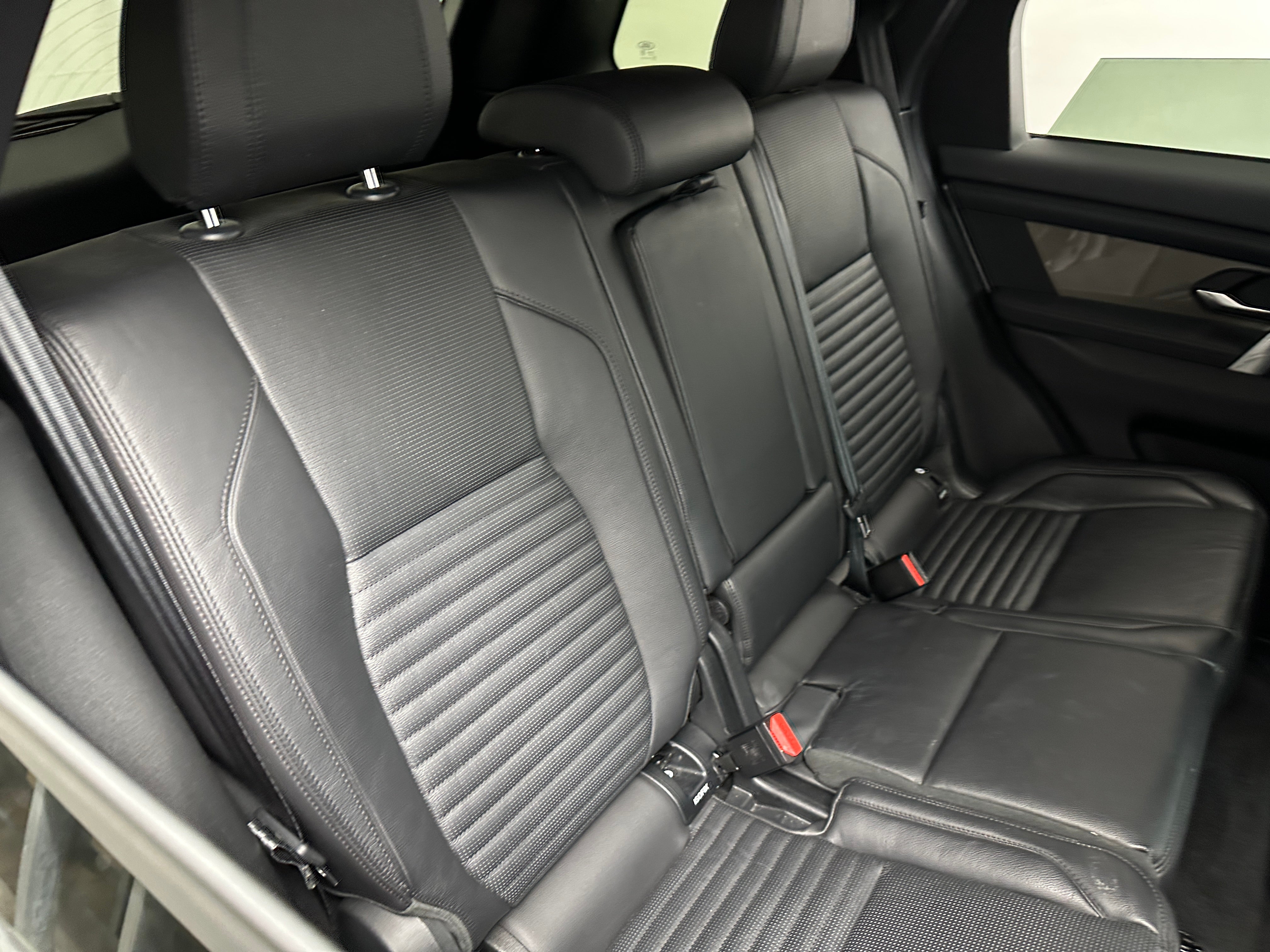 2020 Land Rover Discovery Sport S 5