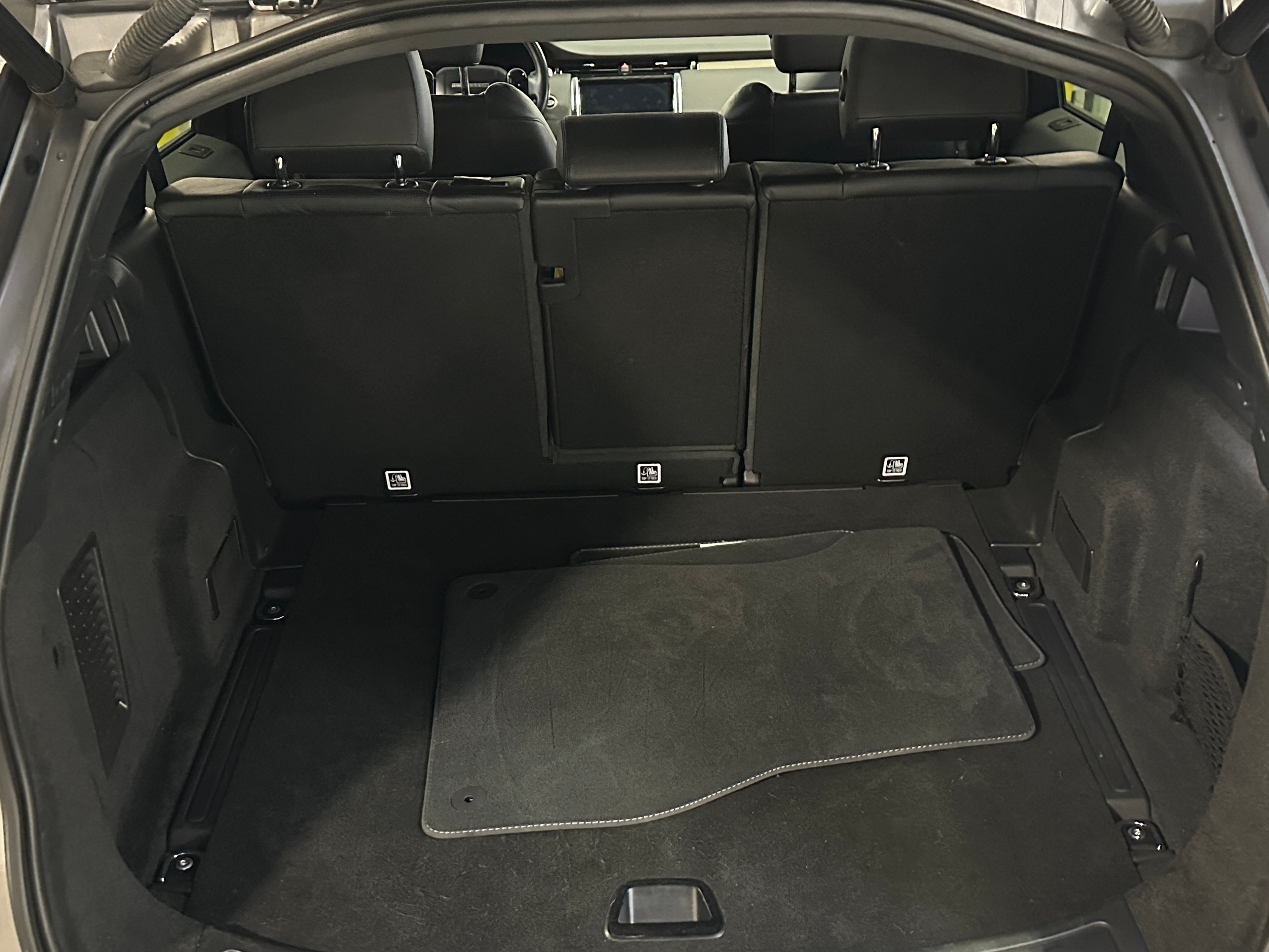 2020 Land Rover Discovery Sport S 6