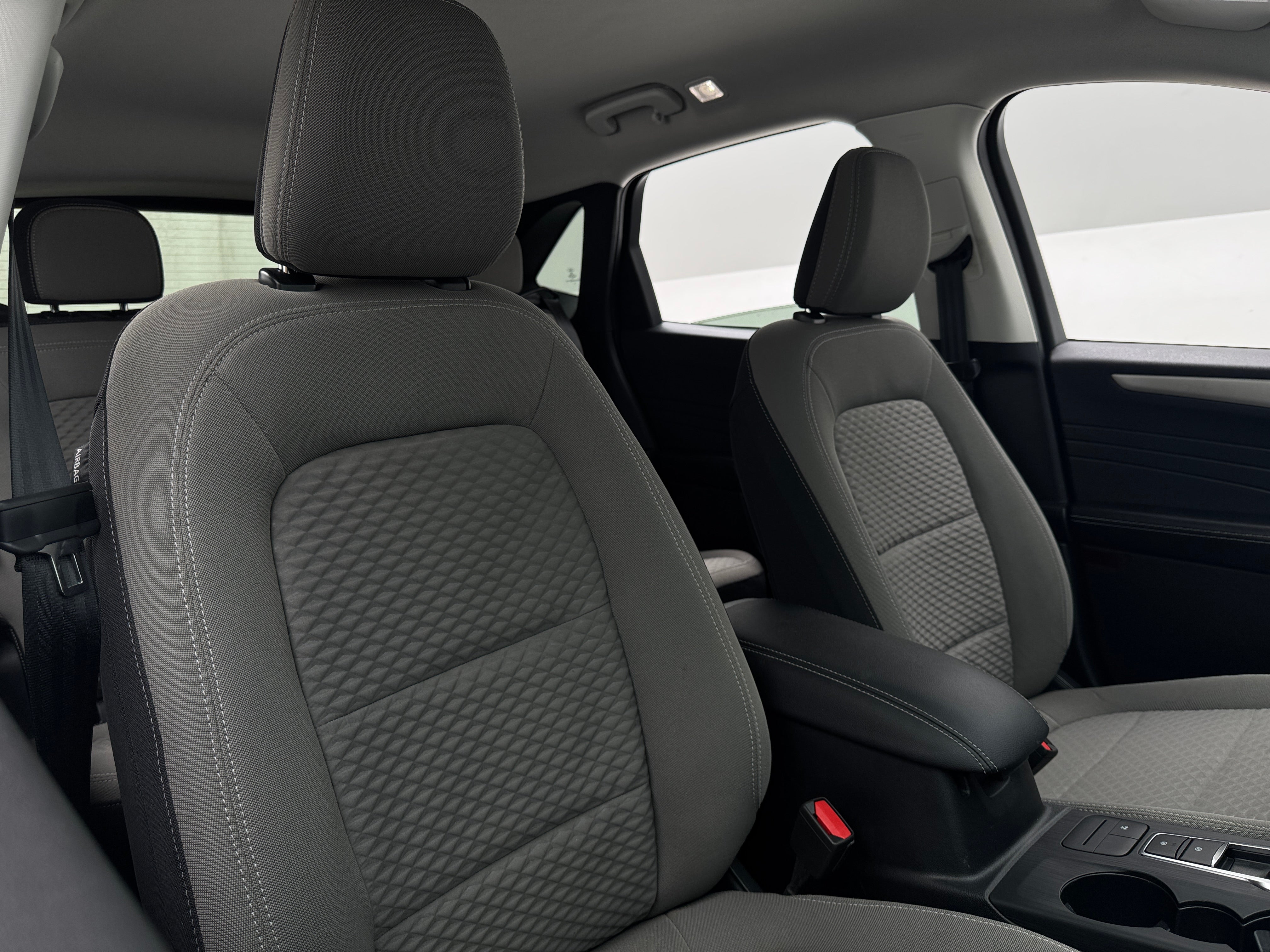 2021 Ford Escape SE Sport Hybrid 2