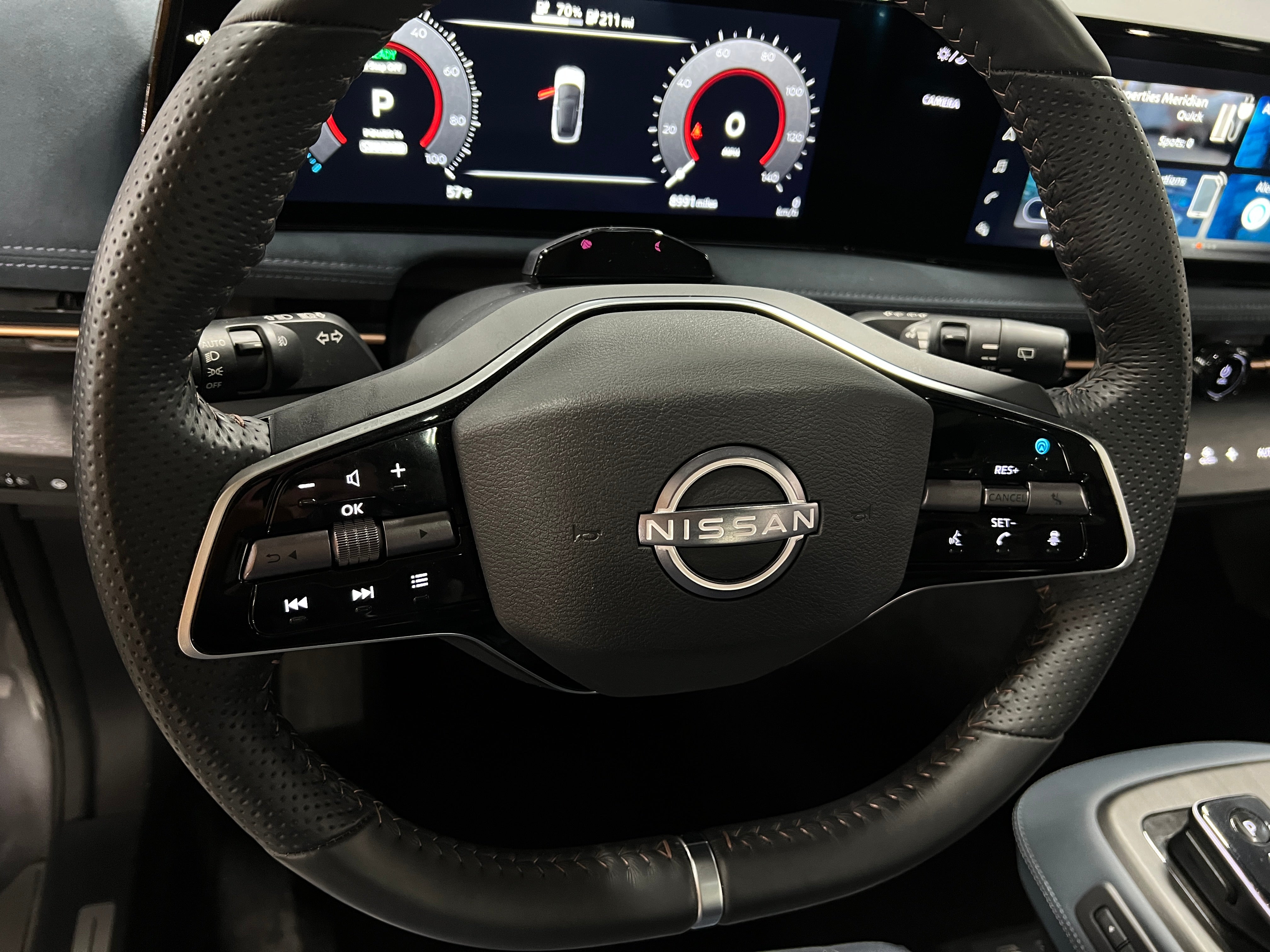 2023 Nissan Ariya Platinum+ 4