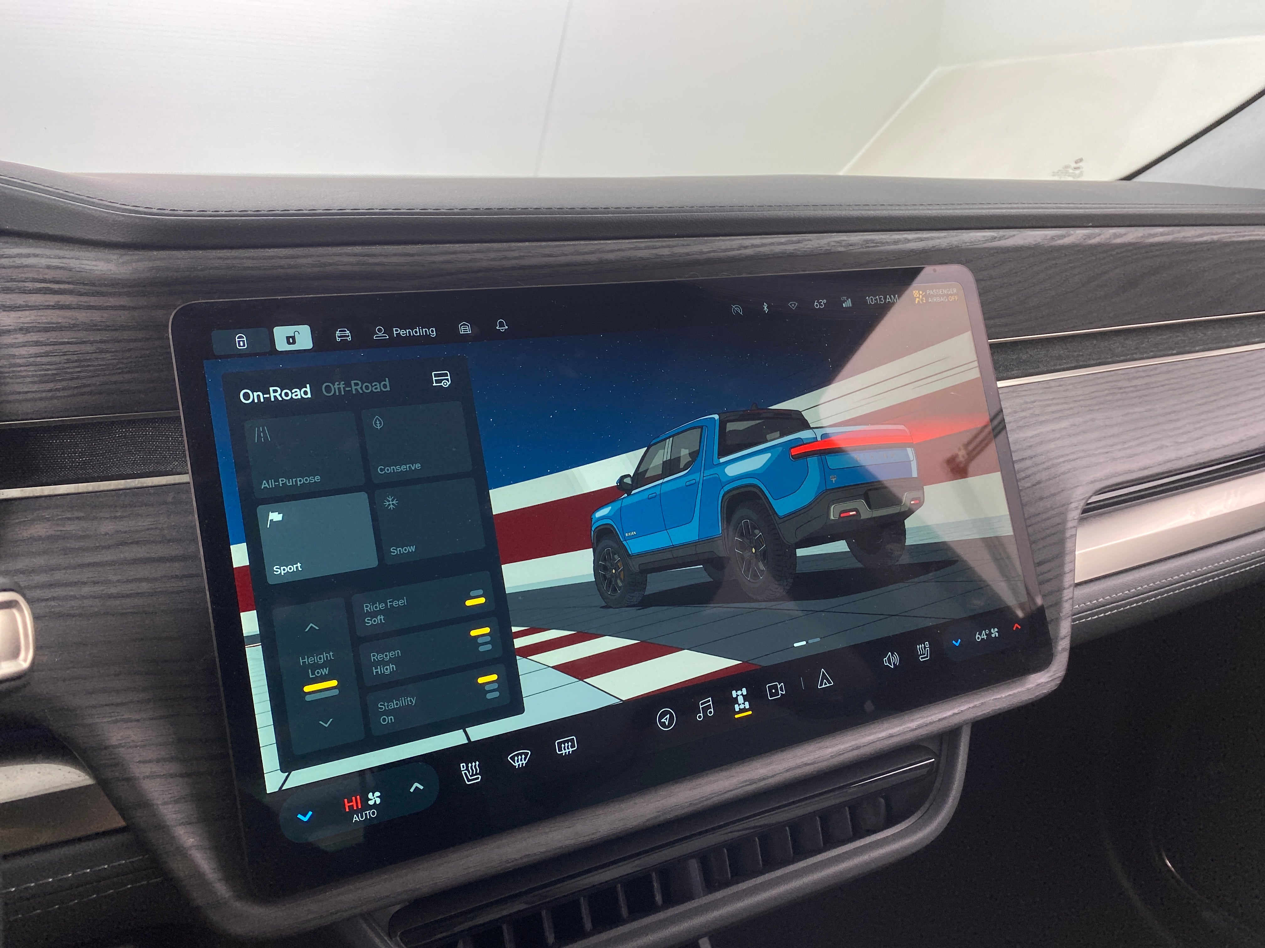 2023 Rivian R1T Adventure 3