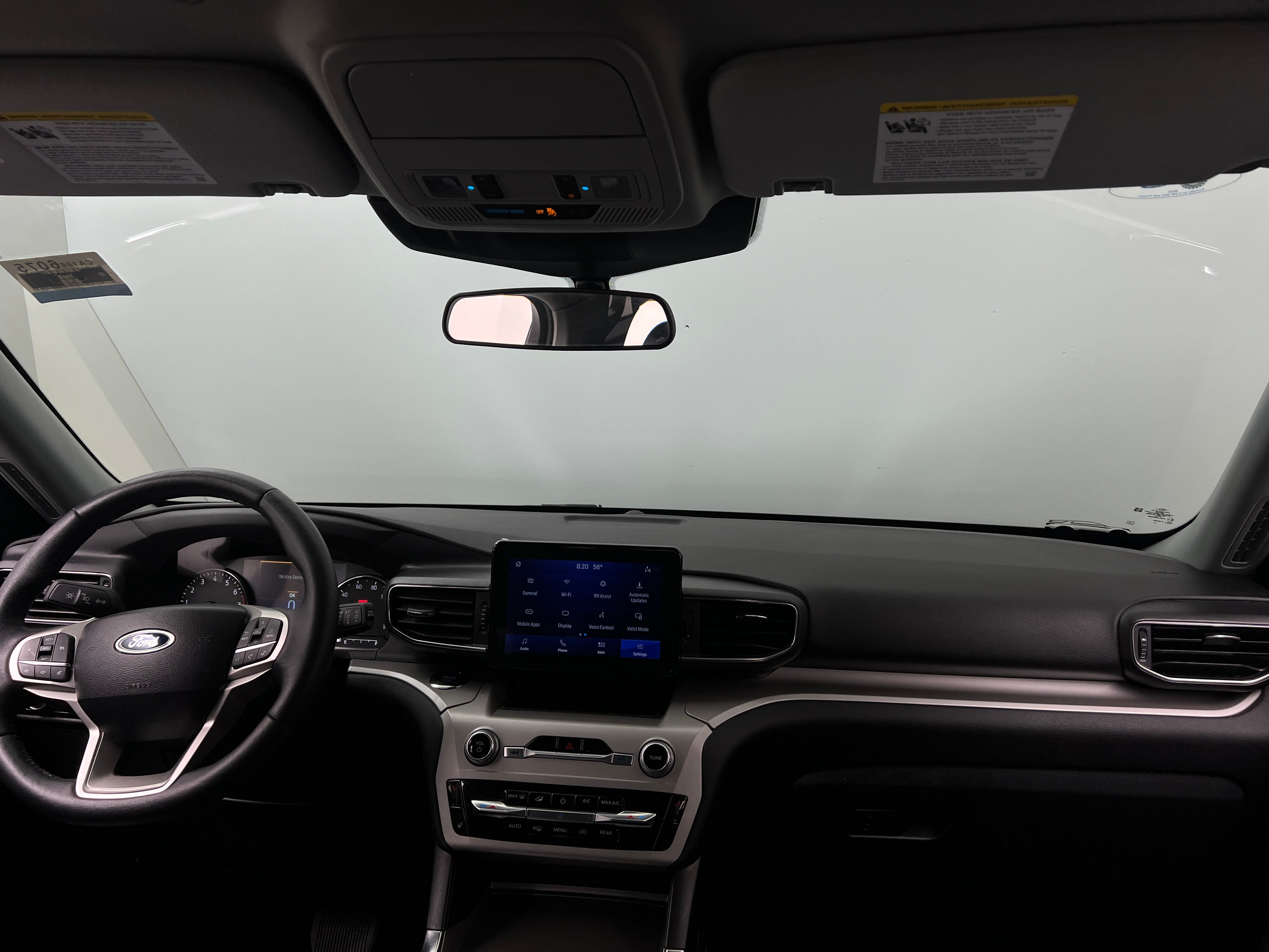 2024 Ford Explorer XLT 2