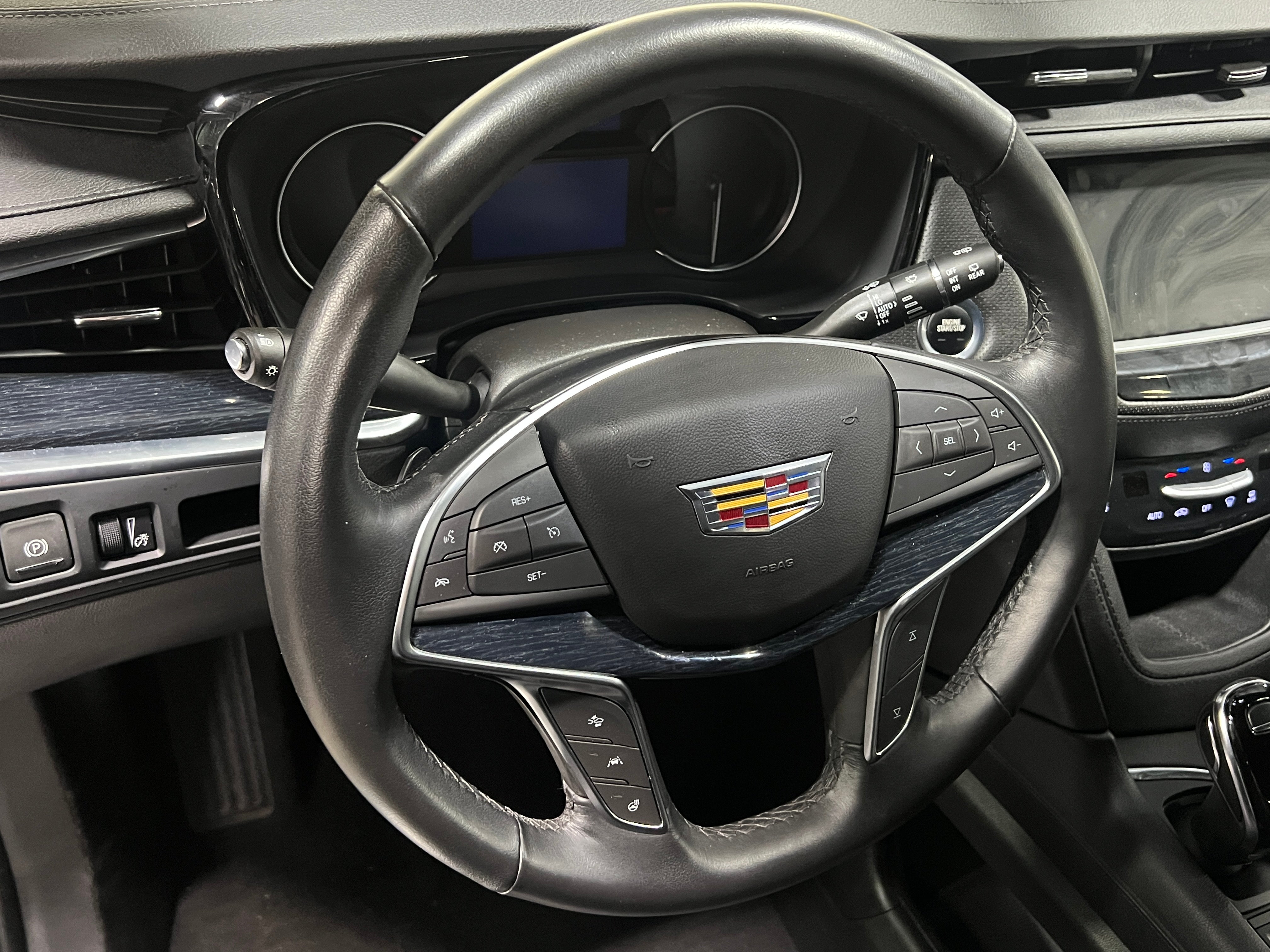 2024 Cadillac XT5 Premium Luxury 4