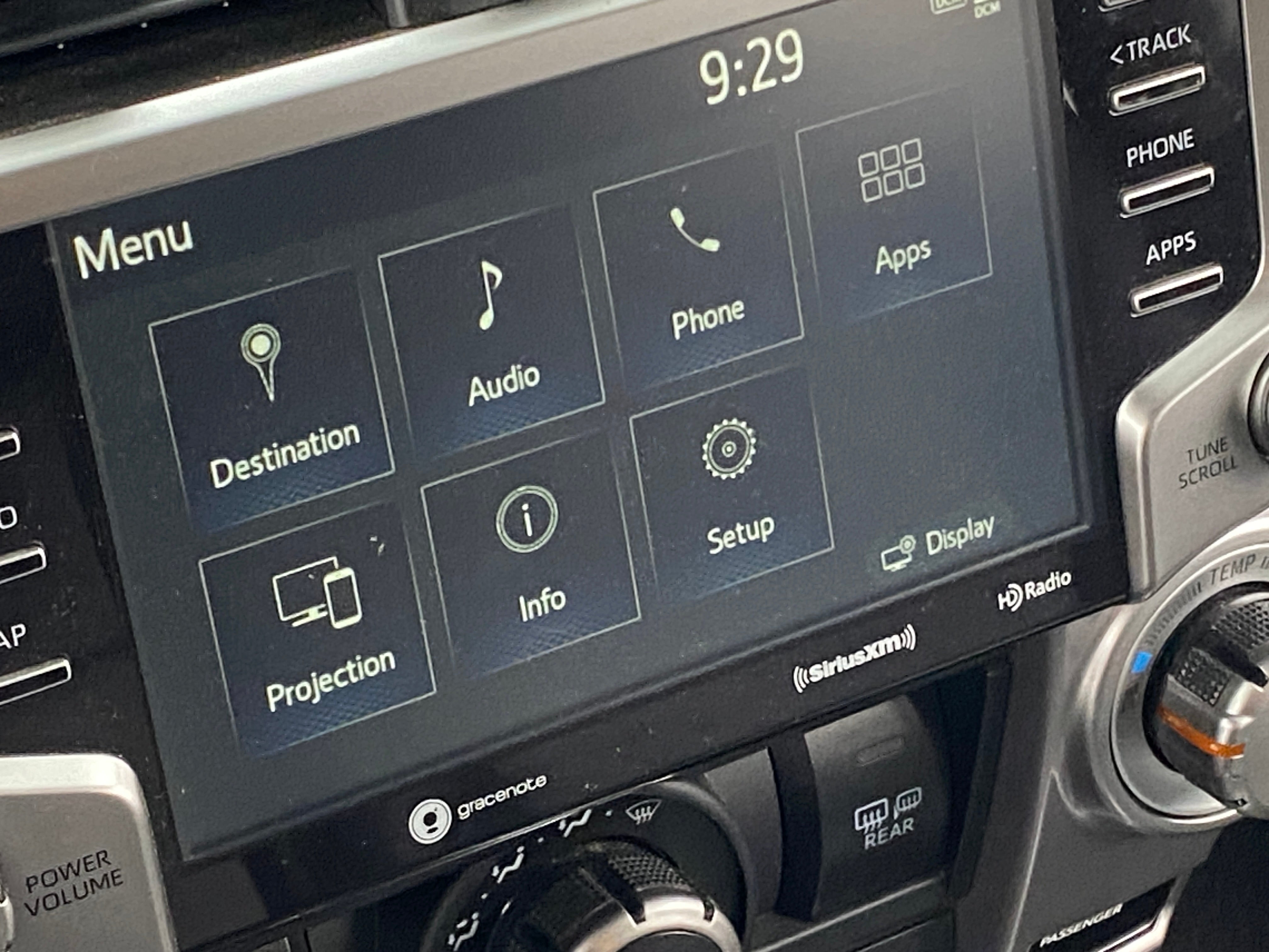 2020 Toyota 4Runner SR5 3