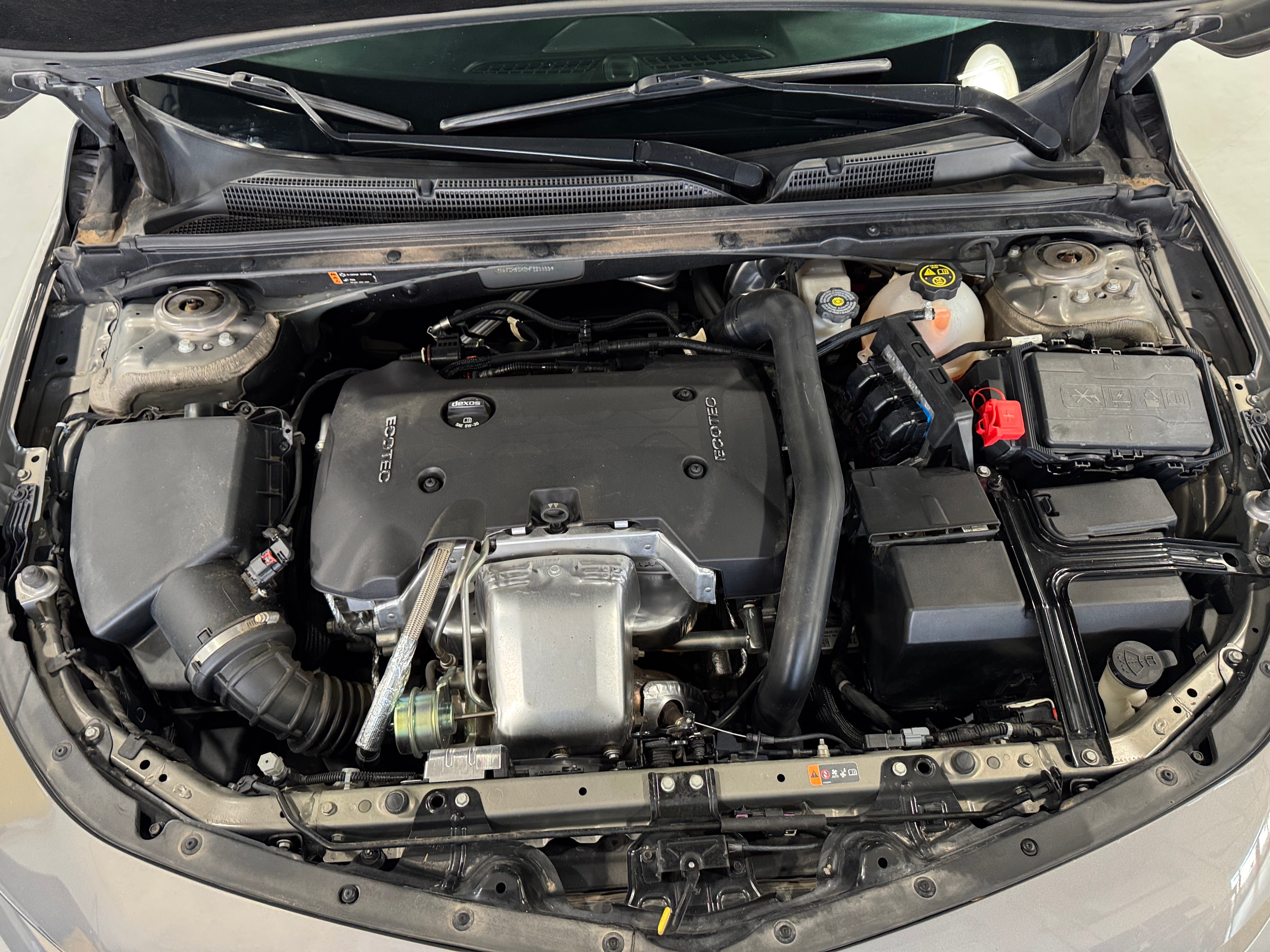 Image 2 of 2017 Chevrolet Malibu Premier