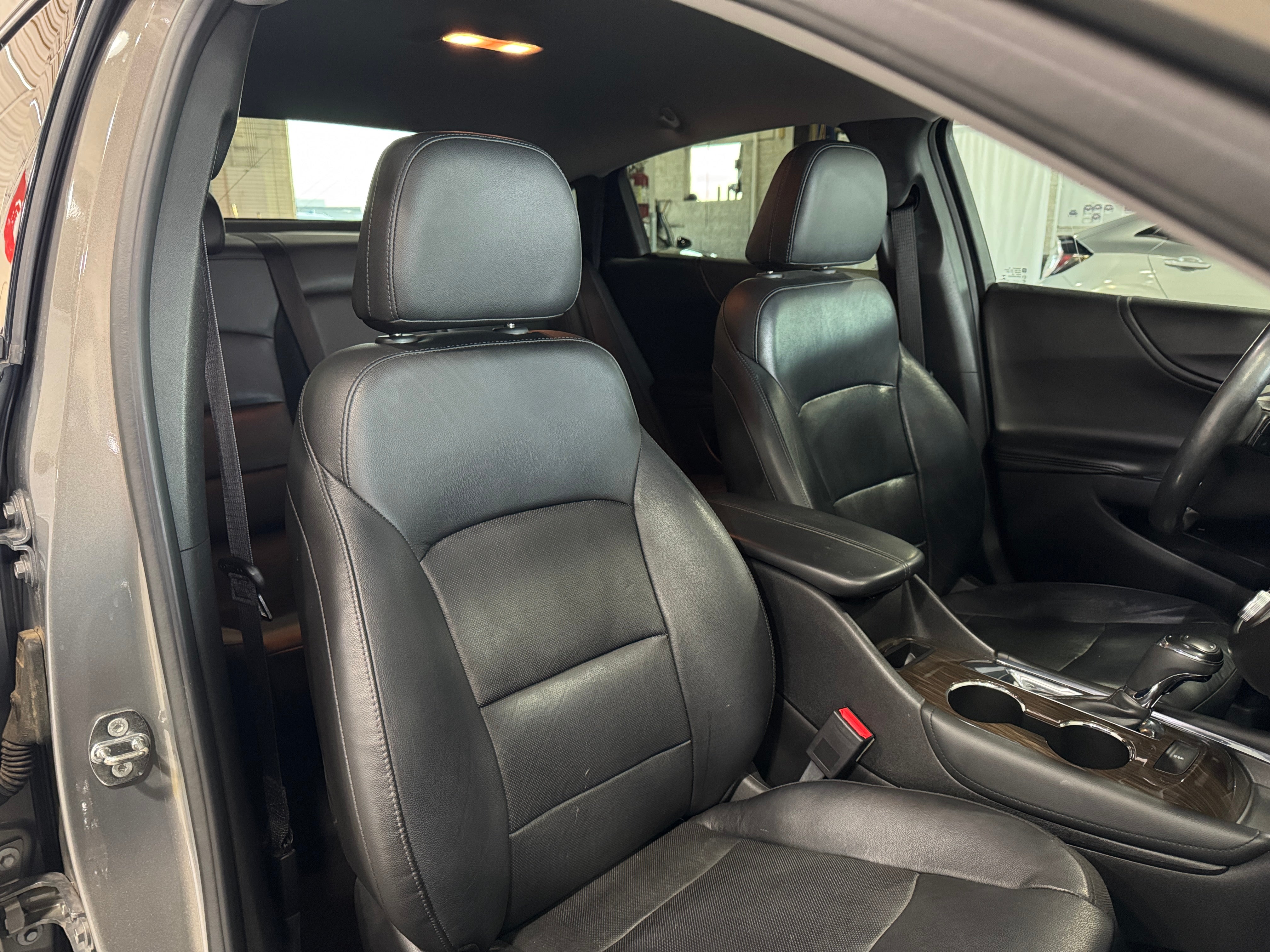 Image 4 of 2017 Chevrolet Malibu Premier