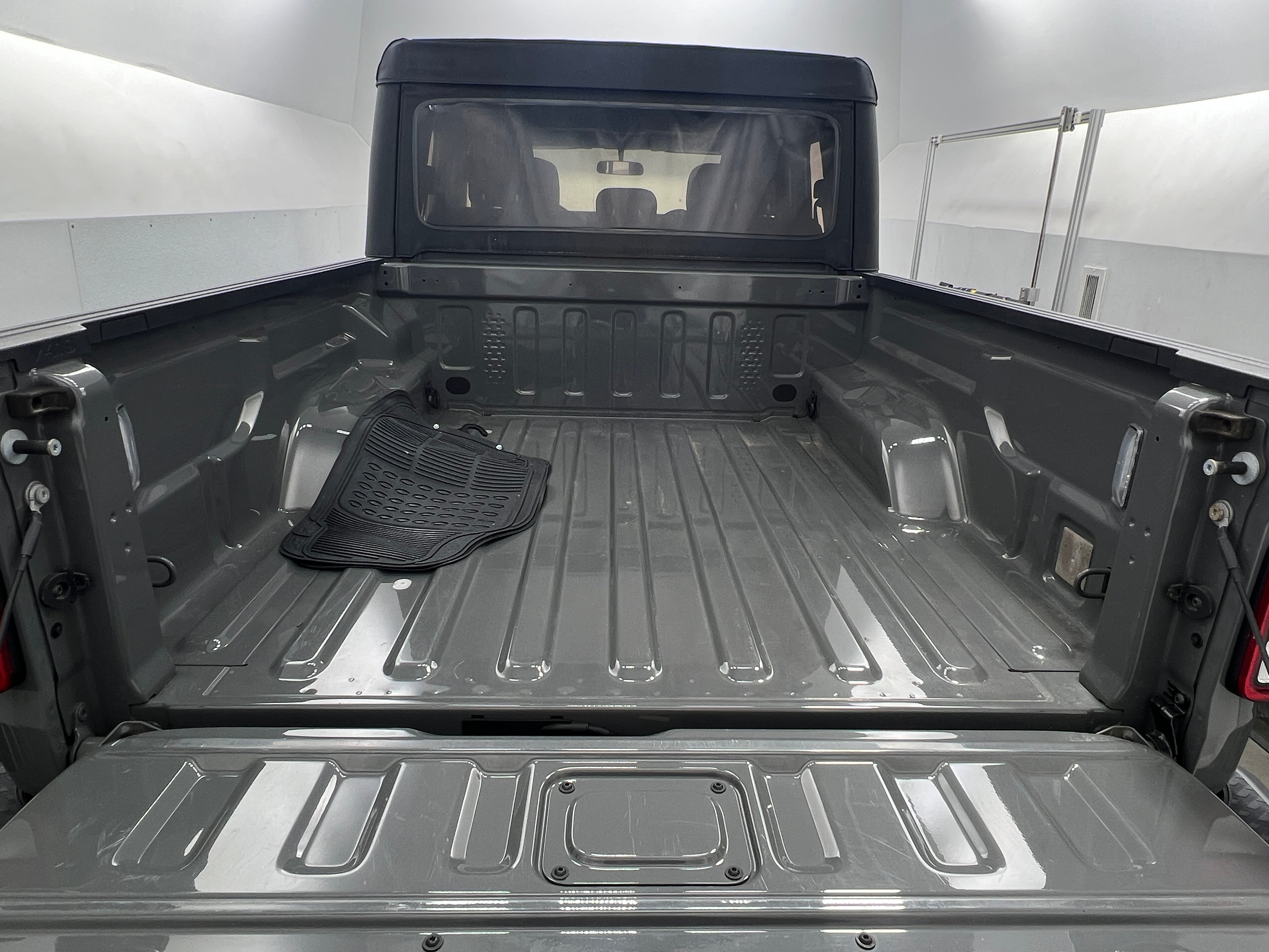 2021 Jeep Gladiator Sport 7