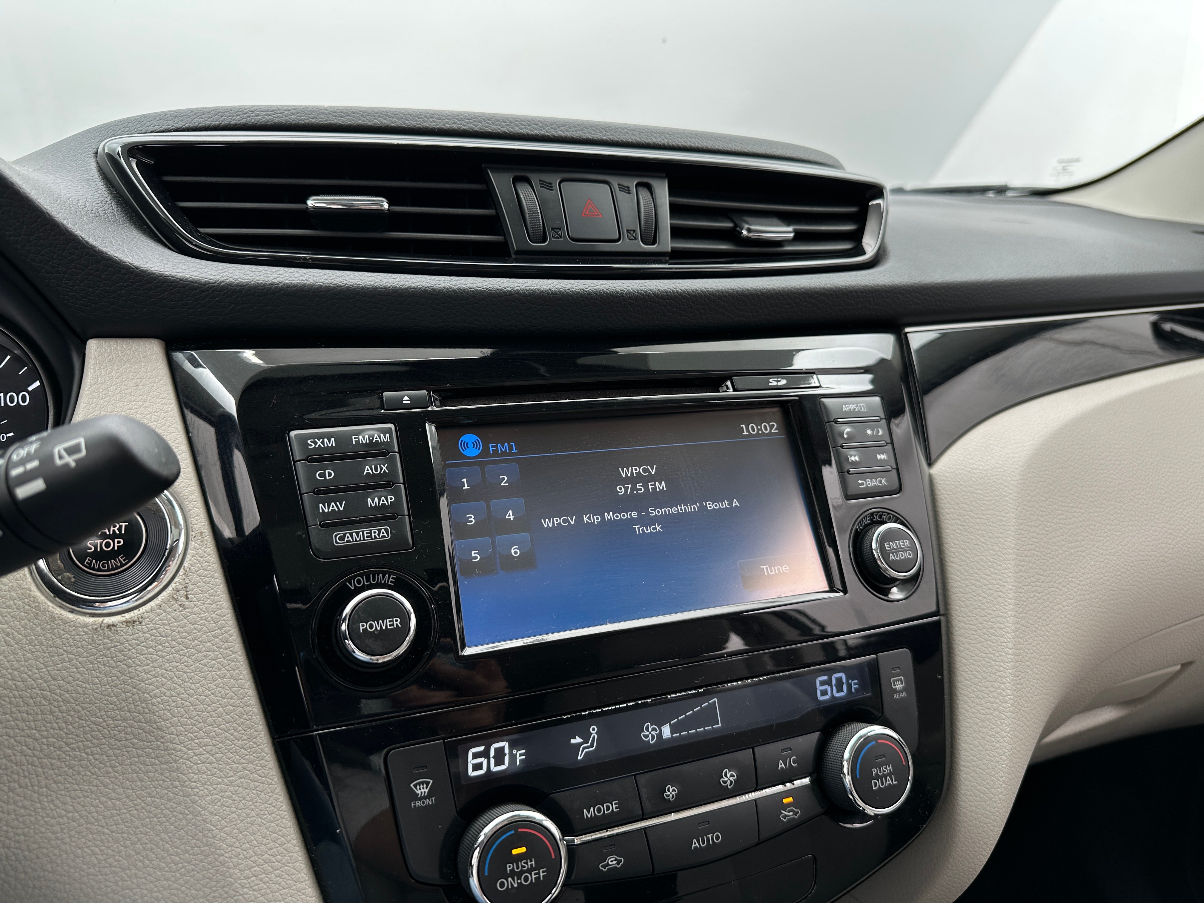 2017 Nissan Rogue Sport SL 3