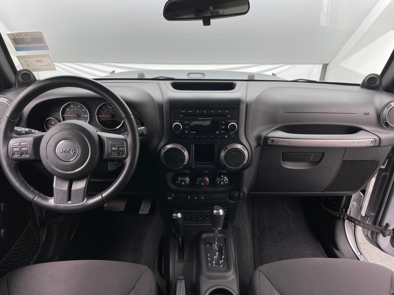 Thumbnail: 2013 Jeep Wrangler - 3