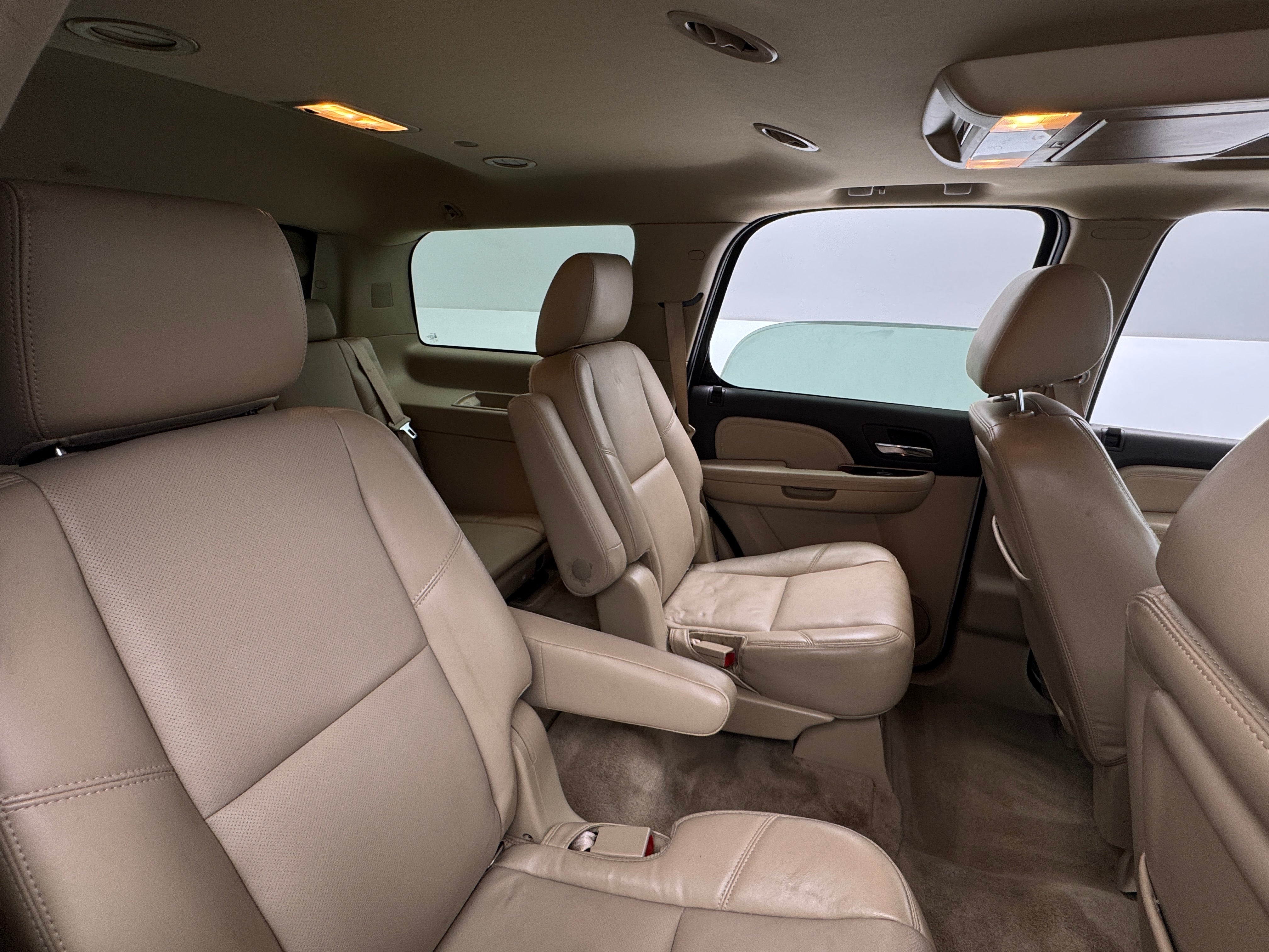 2011 GMC Yukon Denali 5