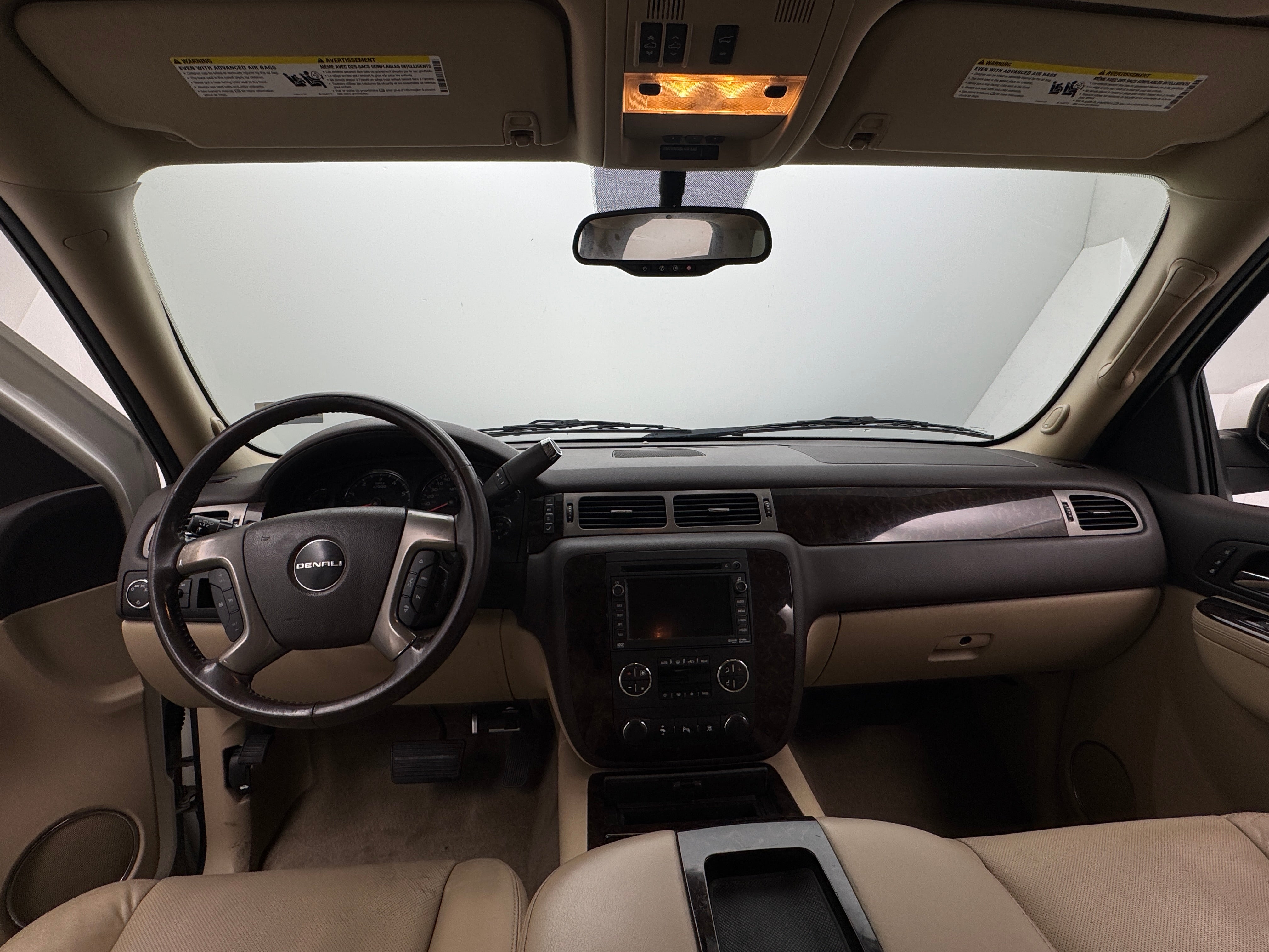 2011 GMC Yukon Denali 2