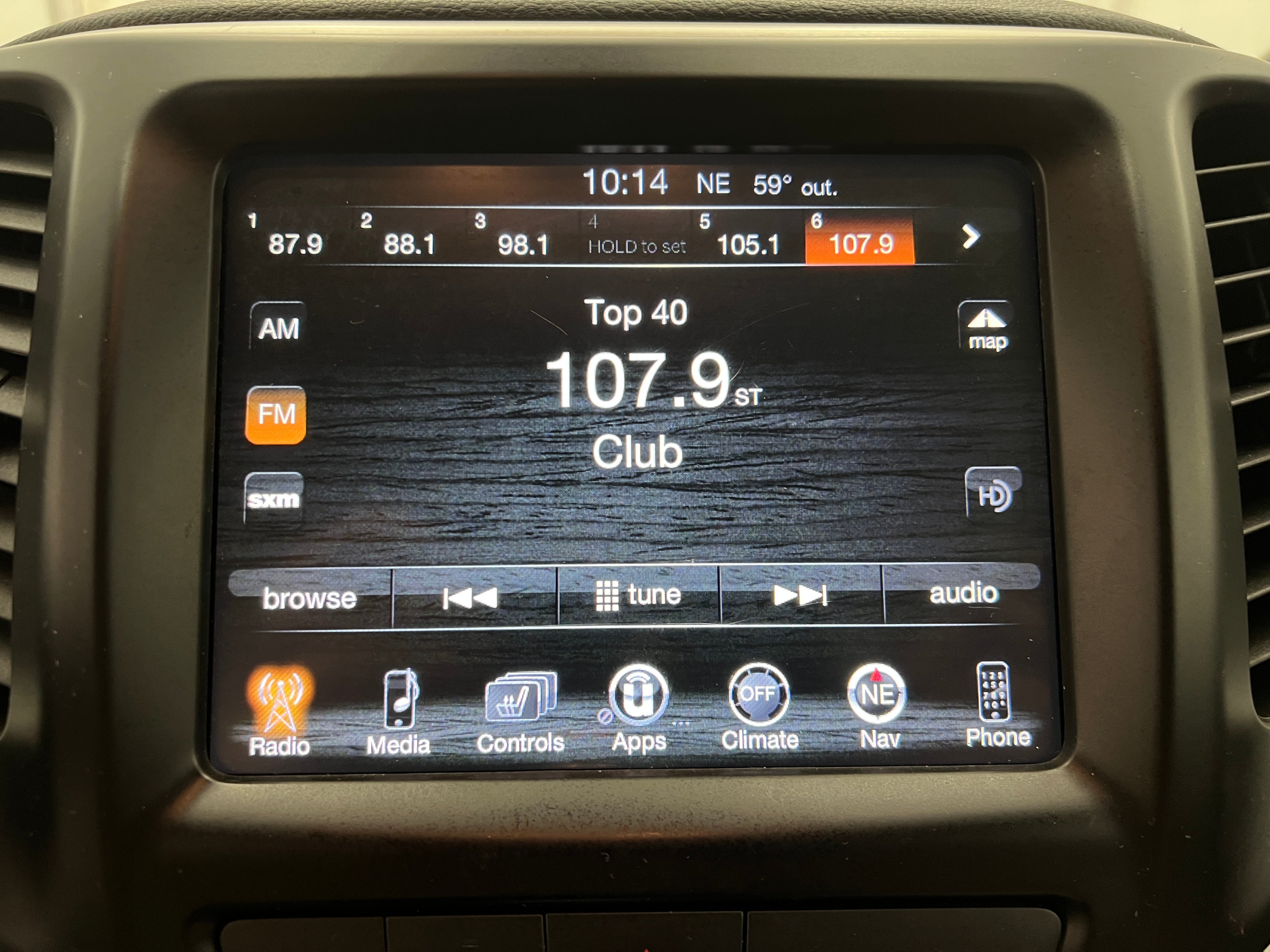 2016 Jeep Cherokee Limited Edition 3