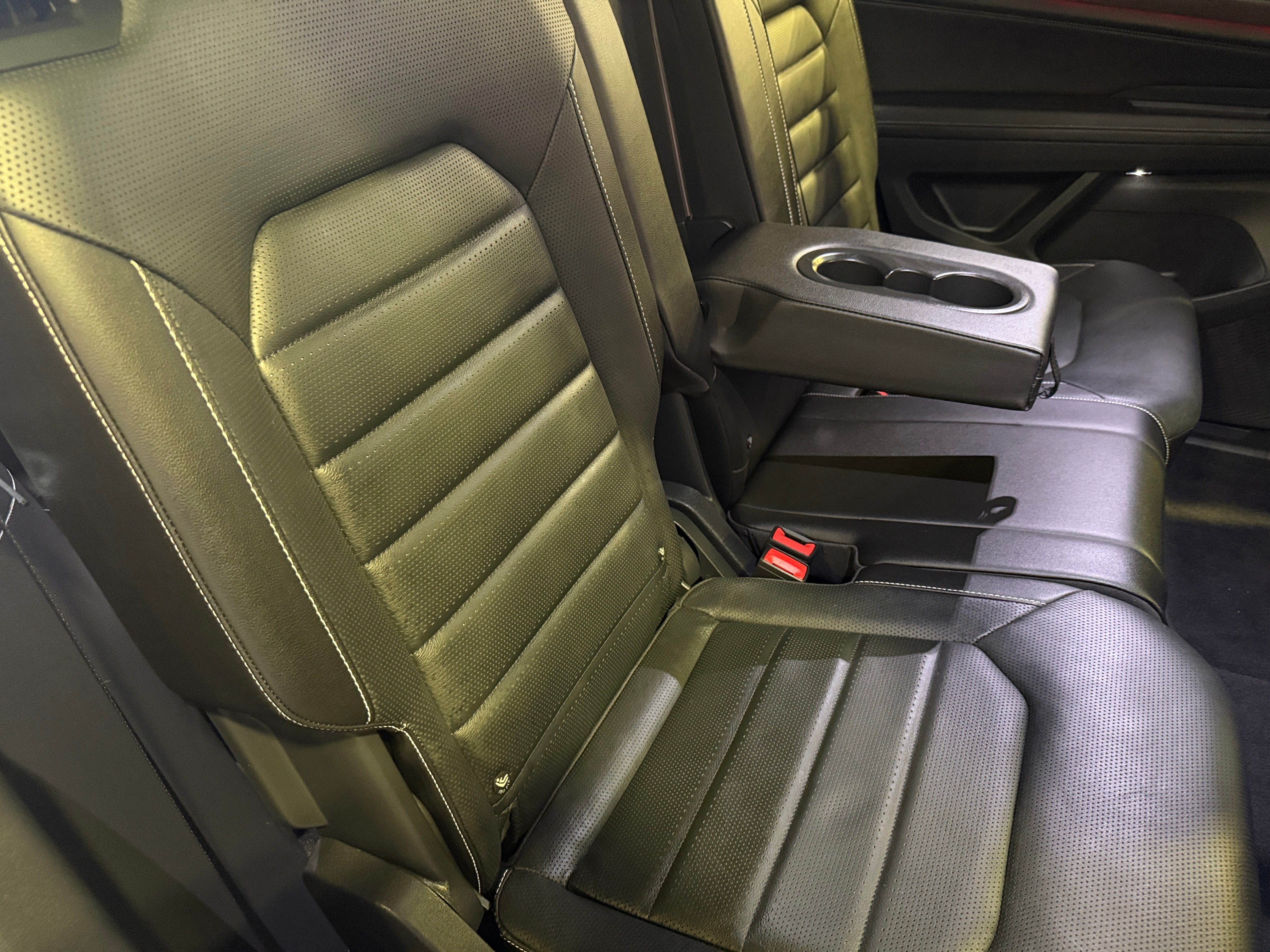 2024 Volkswagen Atlas SEL 5
