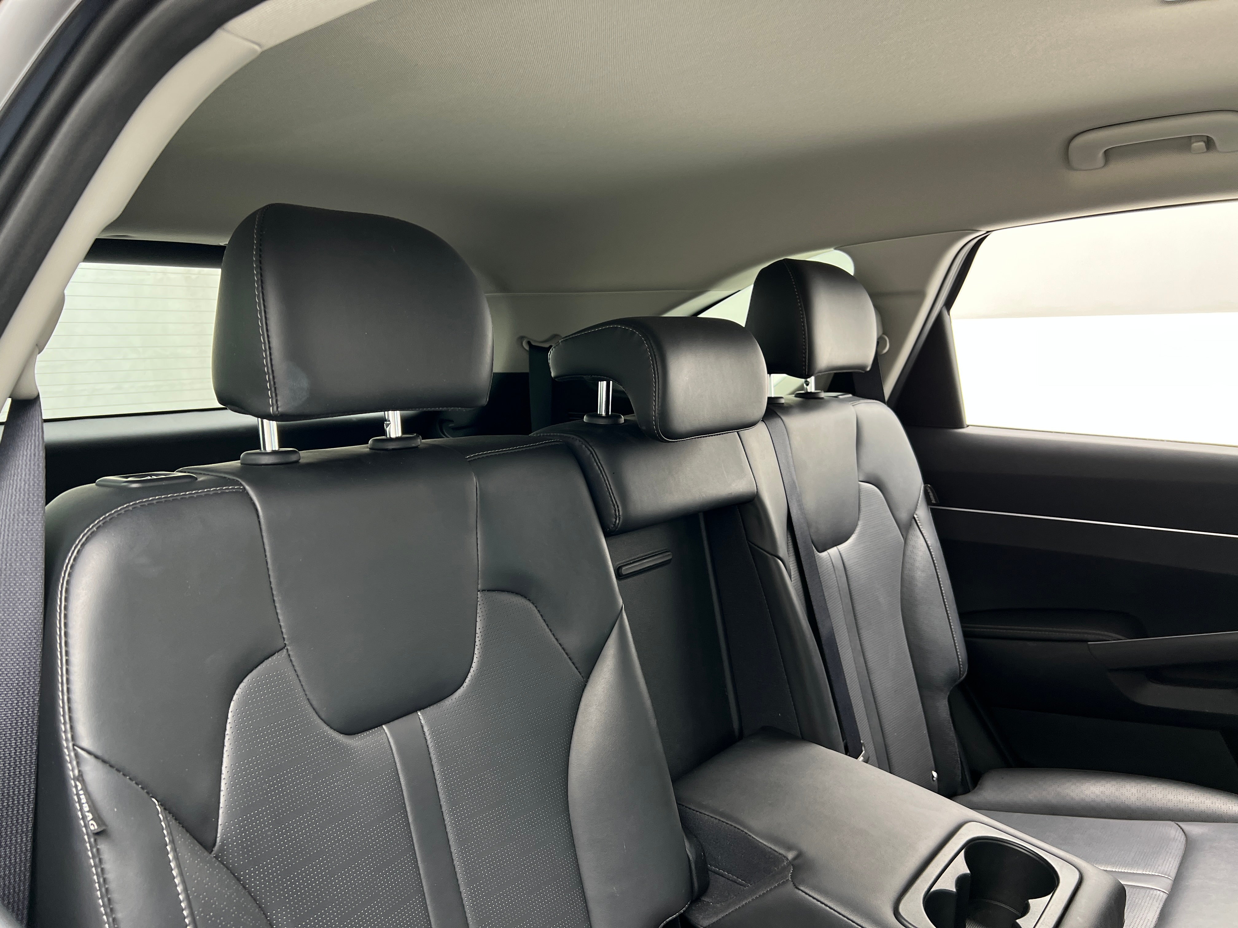 2024 Kia Sorento S 5