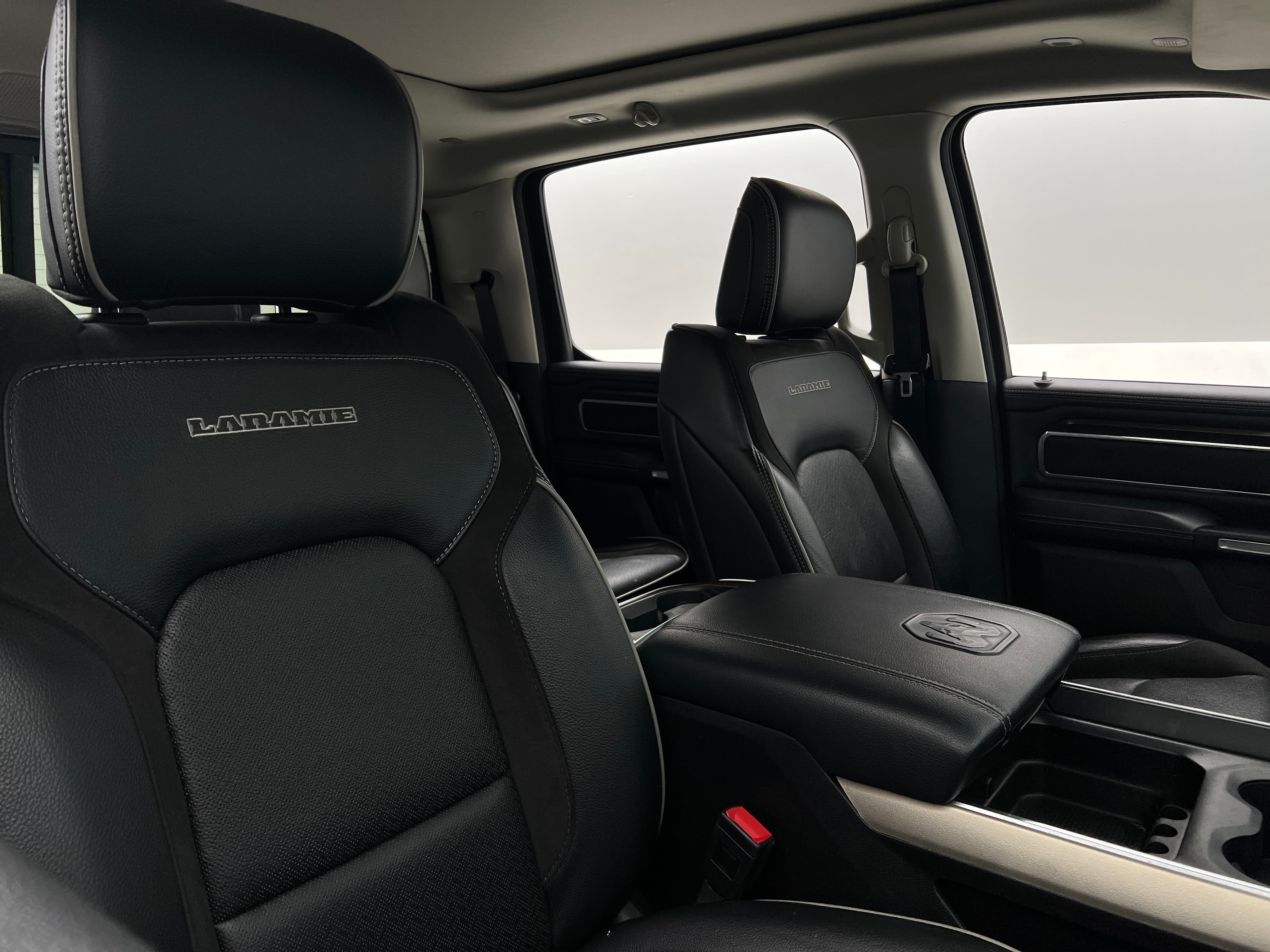 2022 RAM 1500 Laramie 2
