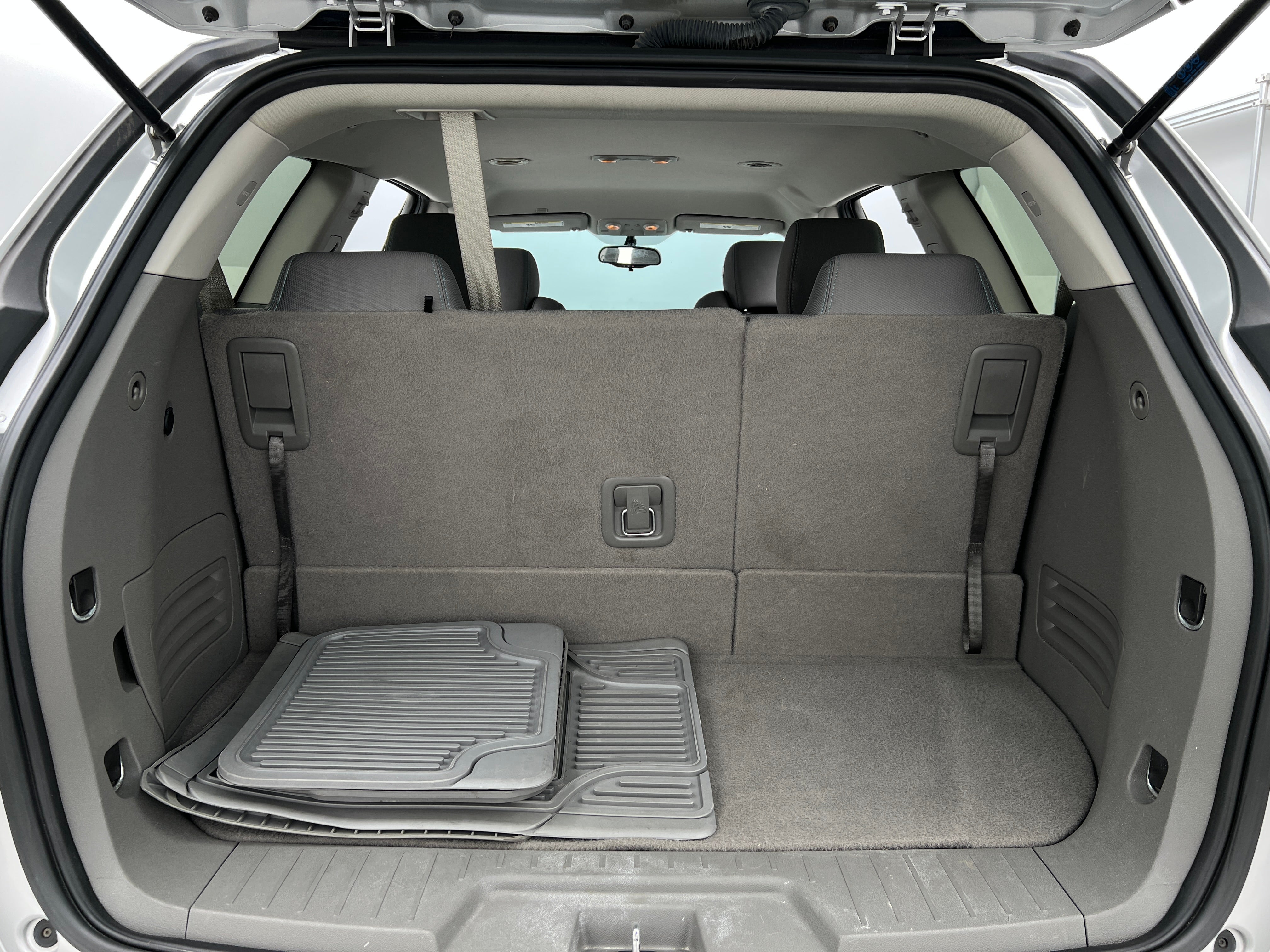 2017 Chevrolet Traverse LS 7