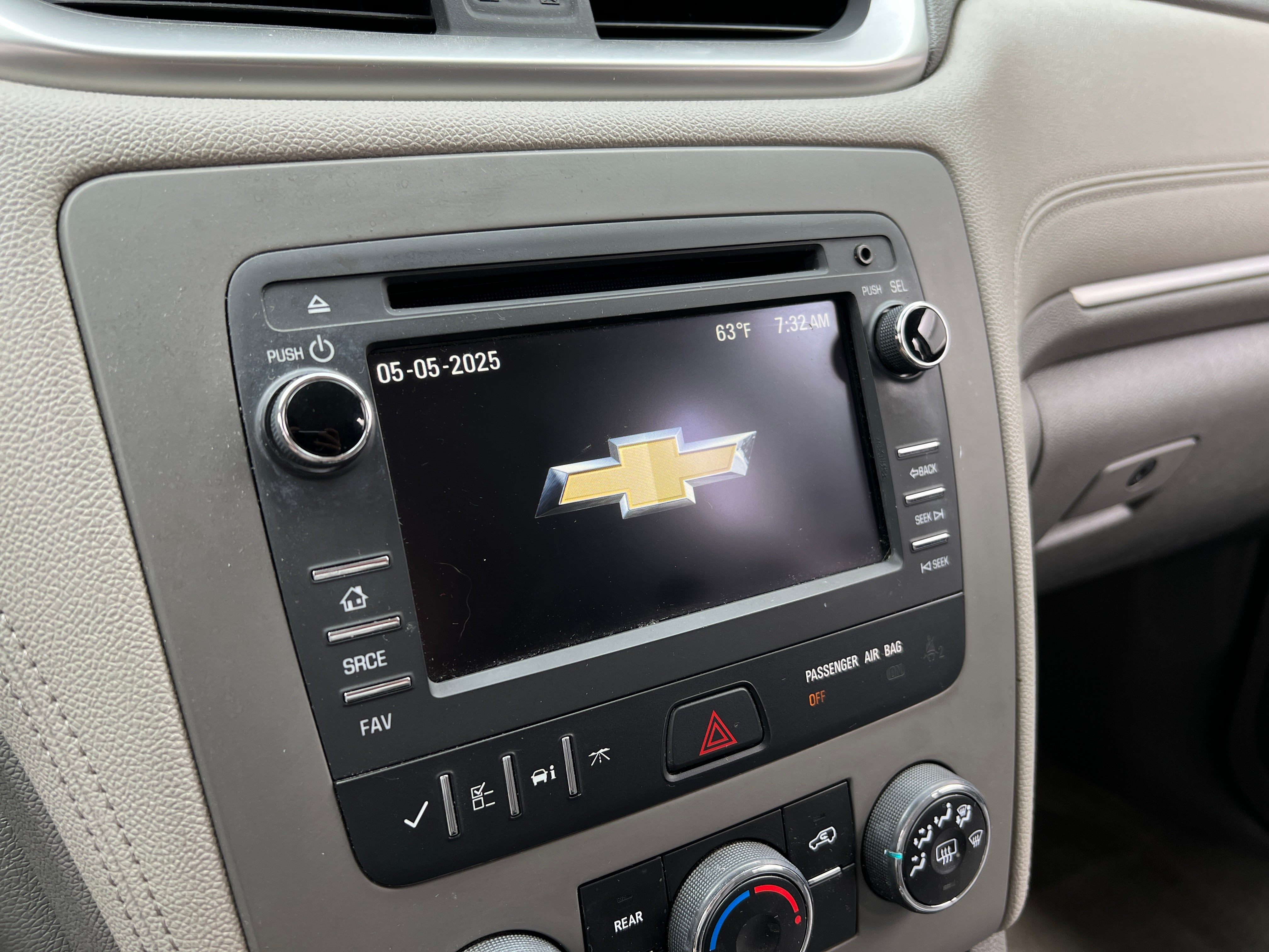 2017 Chevrolet Traverse LS 4