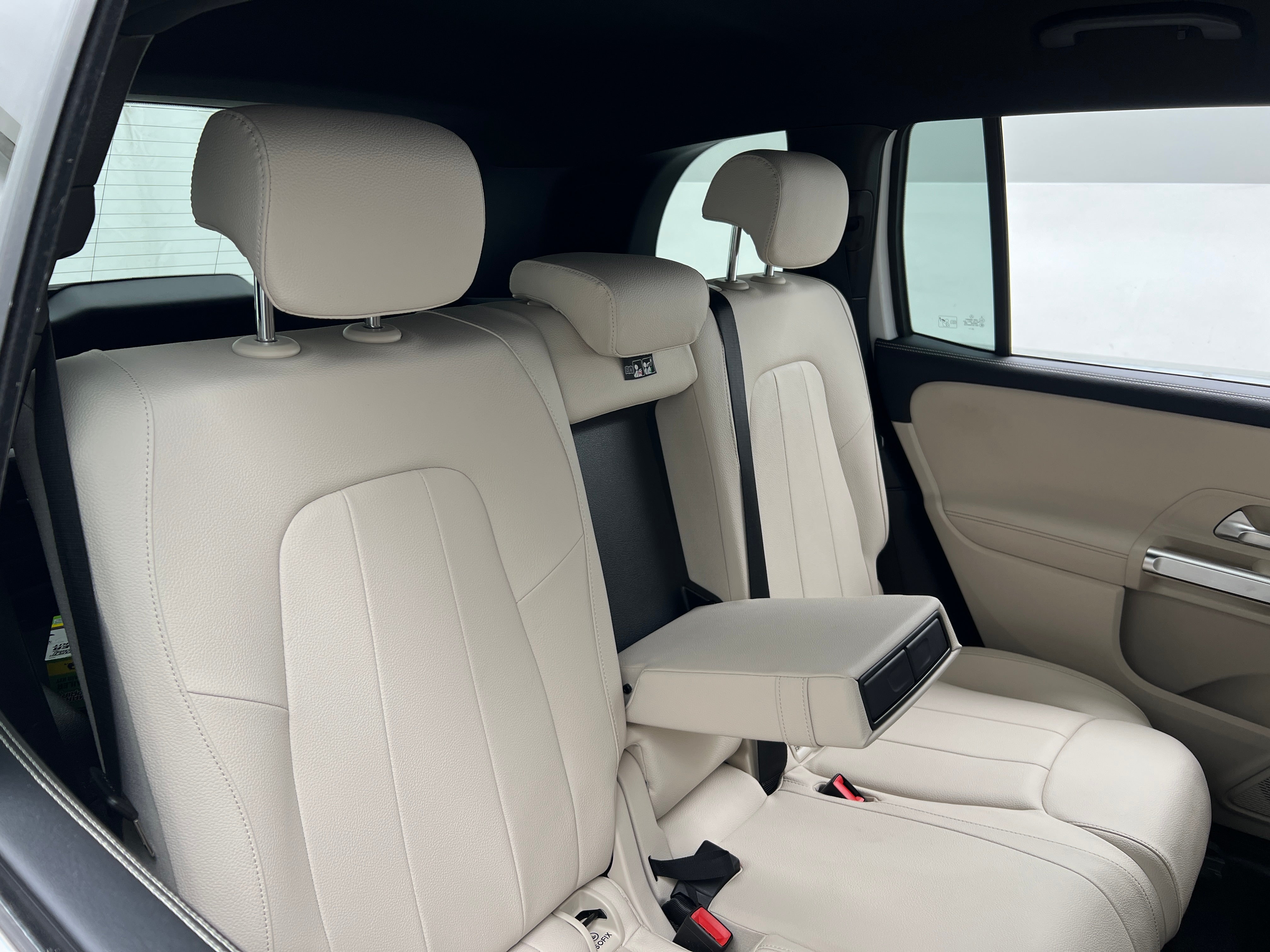 2024 Mercedes-Benz GLB 250 5