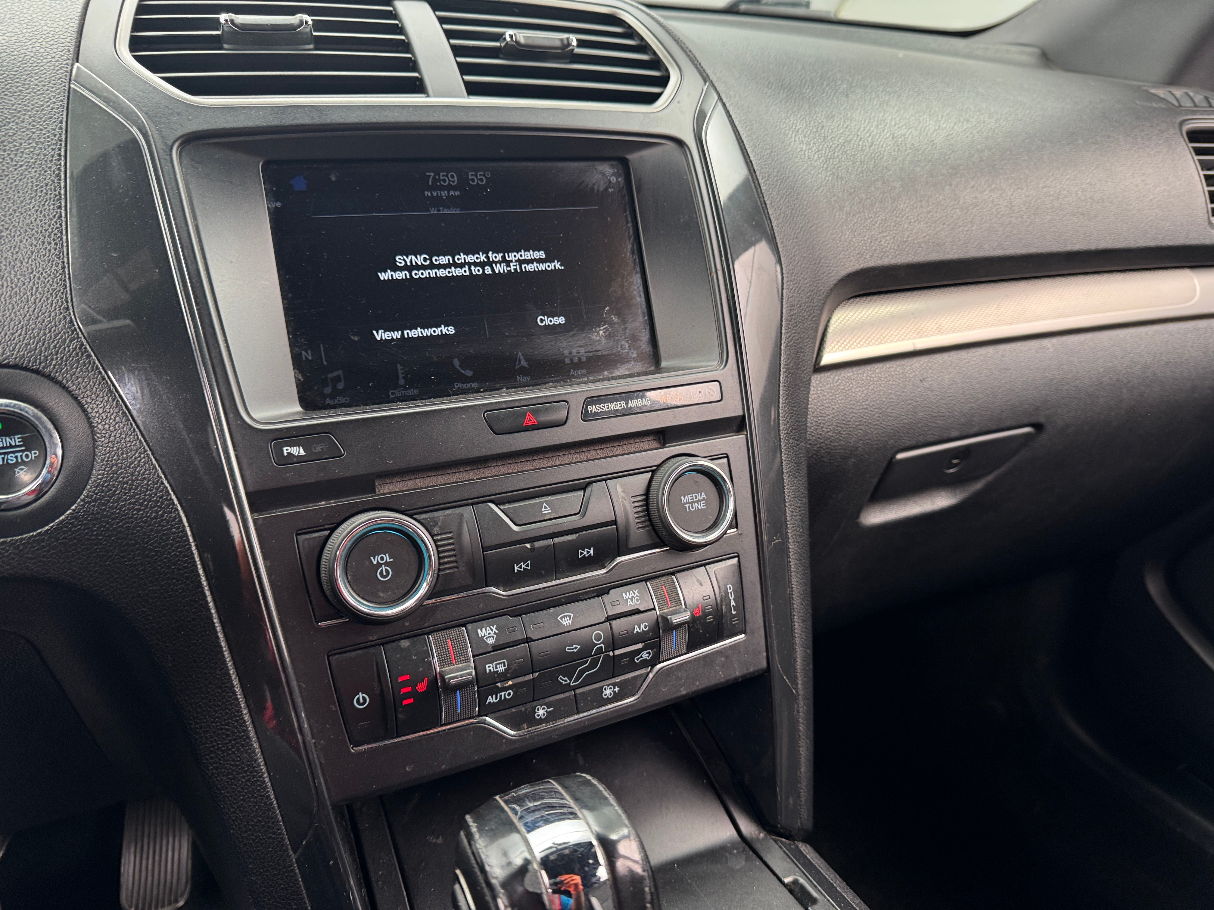 2018 Ford Explorer XLT 4