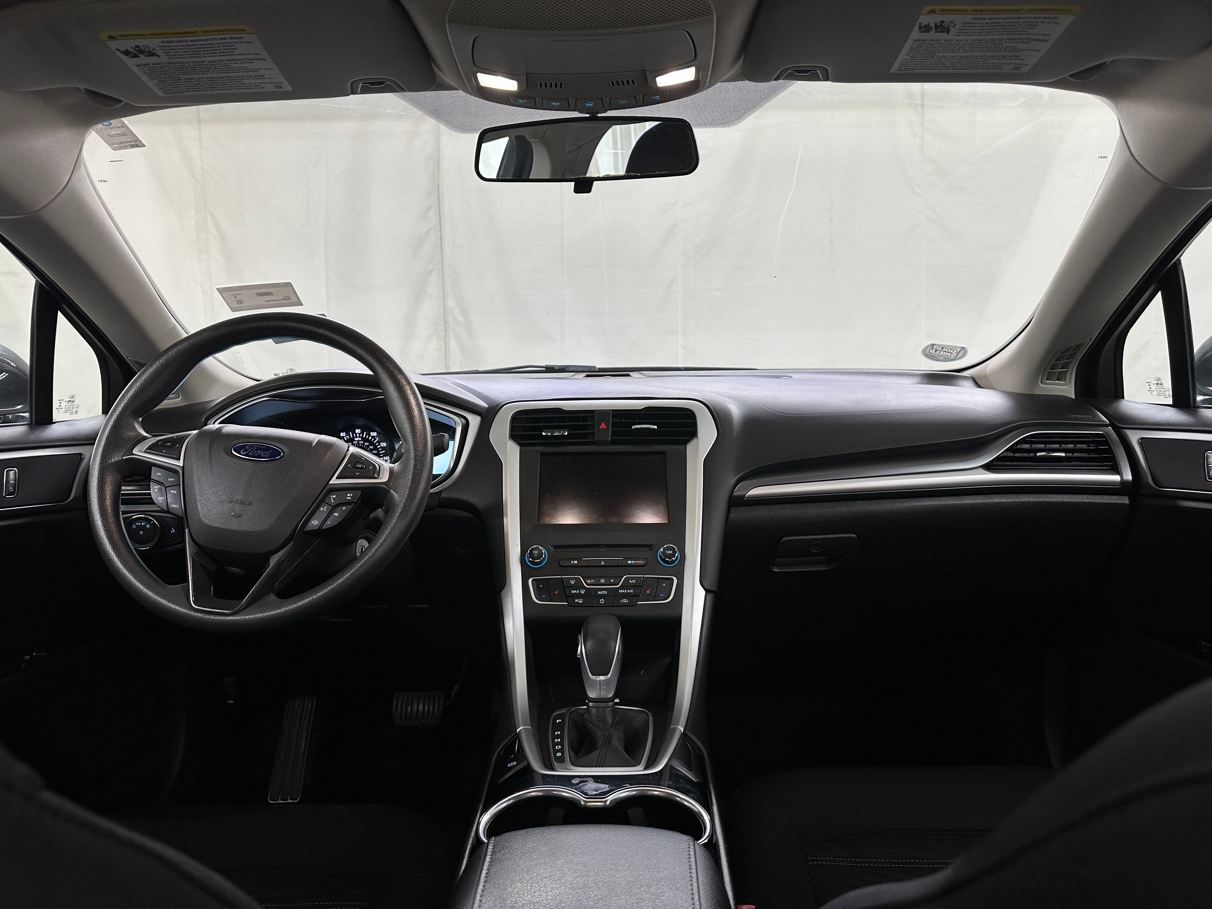 2016 Ford Fusion SE 3
