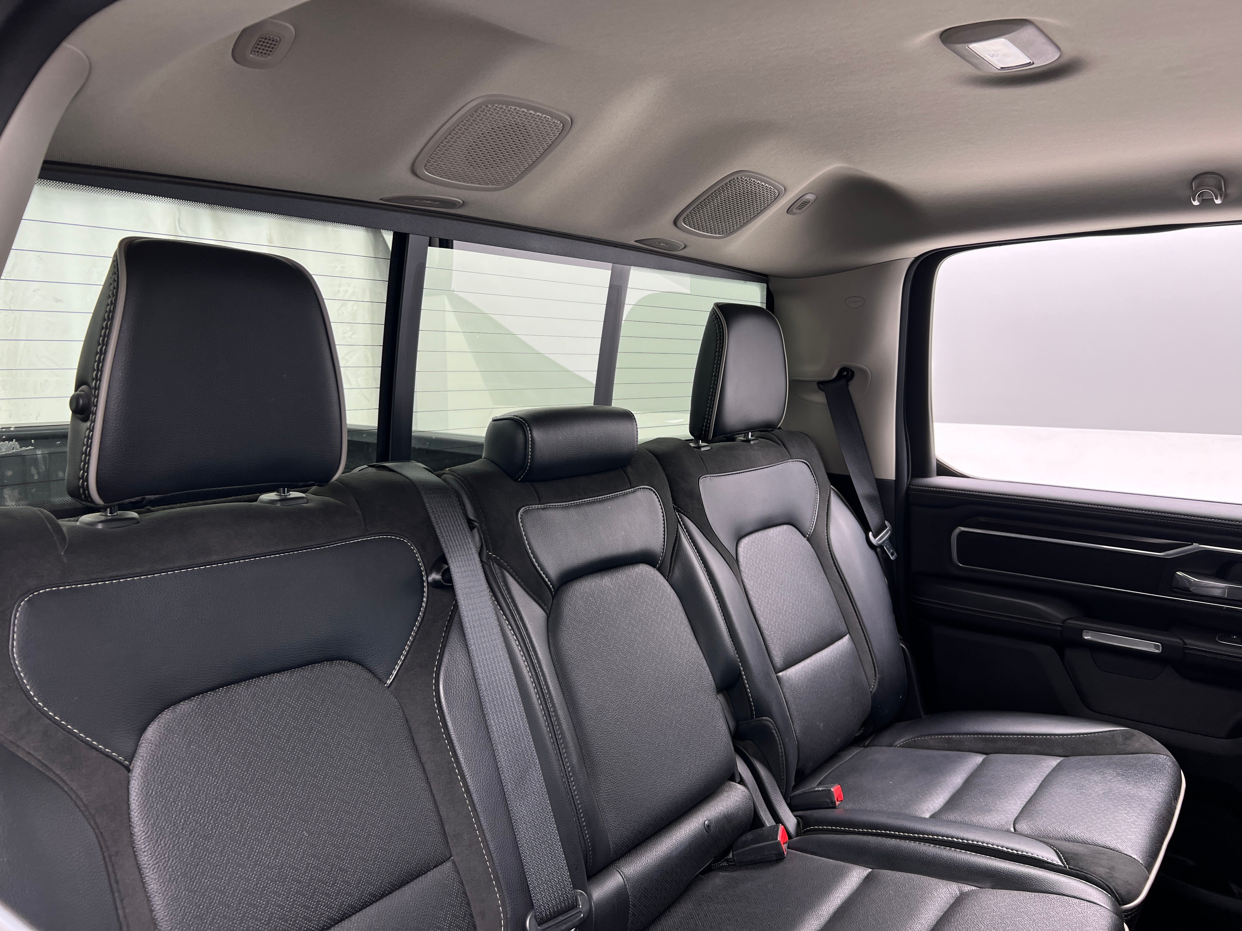 2022 RAM 1500 Laramie 5