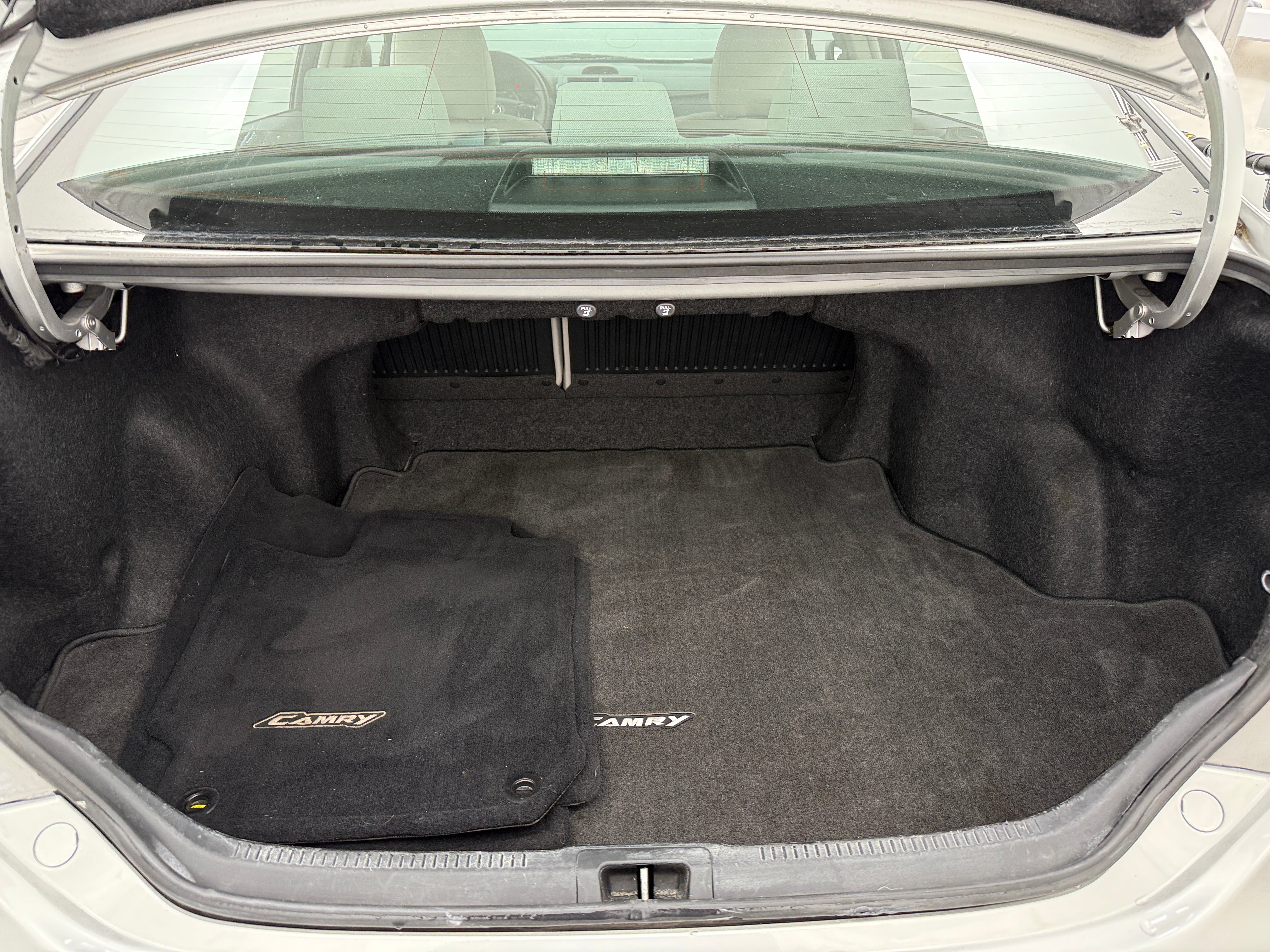 2012 Toyota Camry LE 7