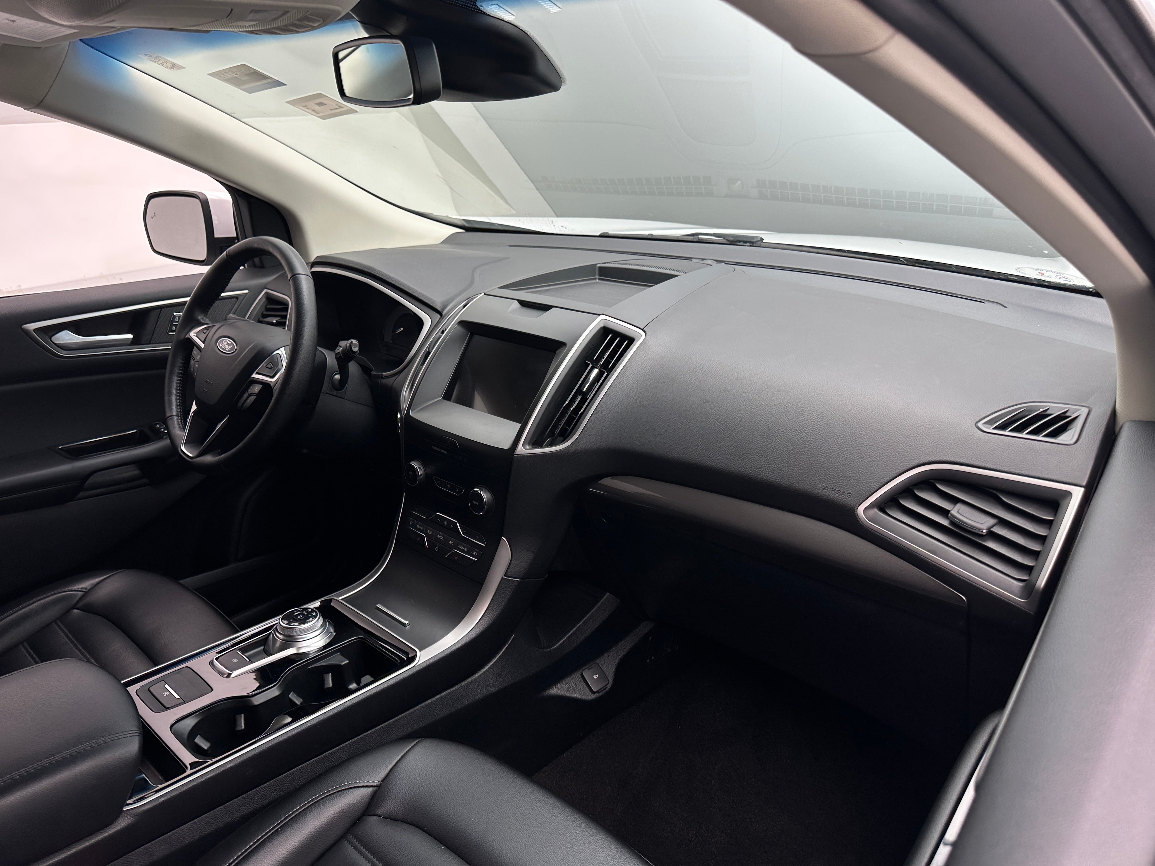 2020 Ford Edge SEL 2