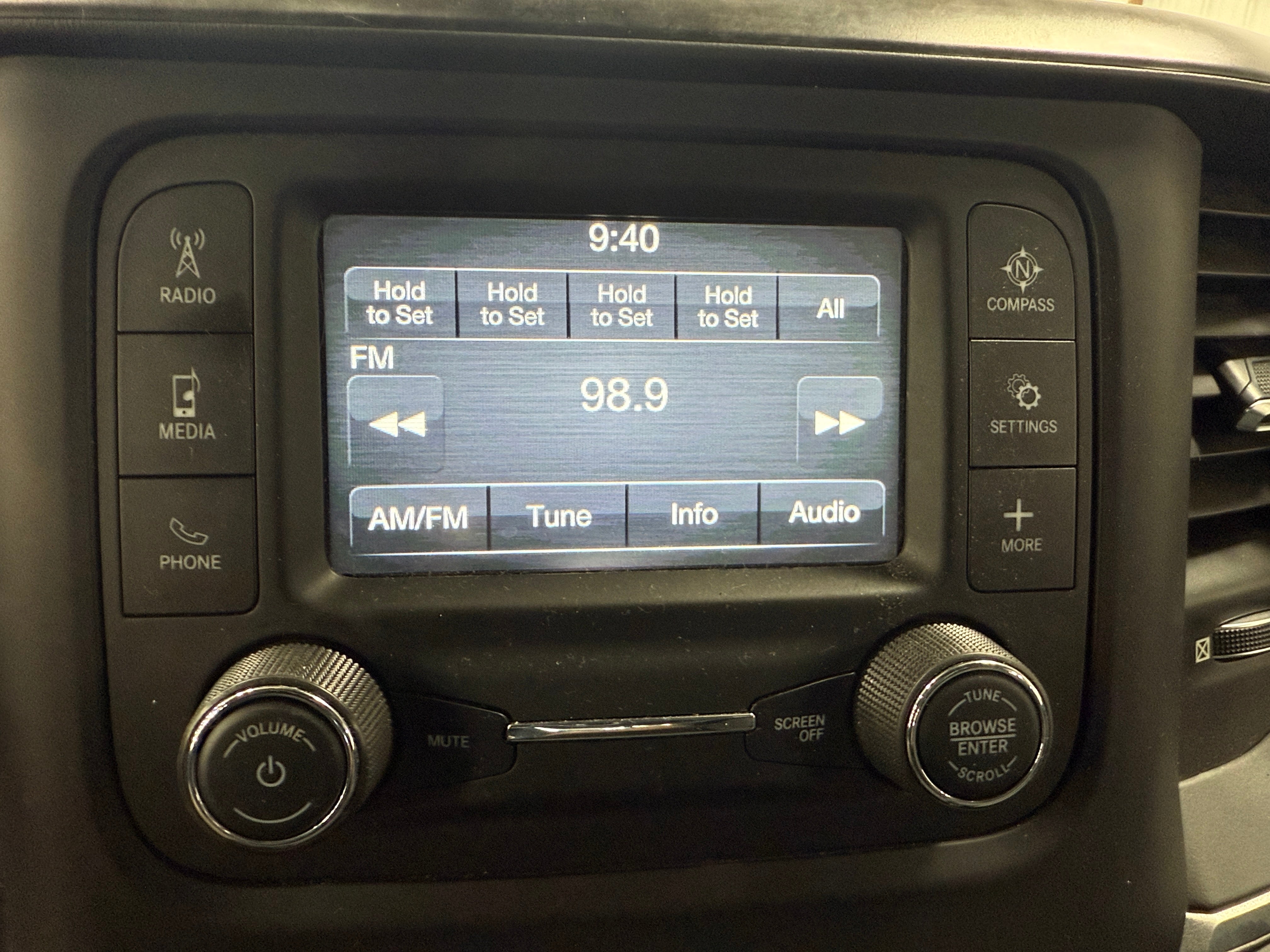 2019 RAM 1500 Big Horn 4